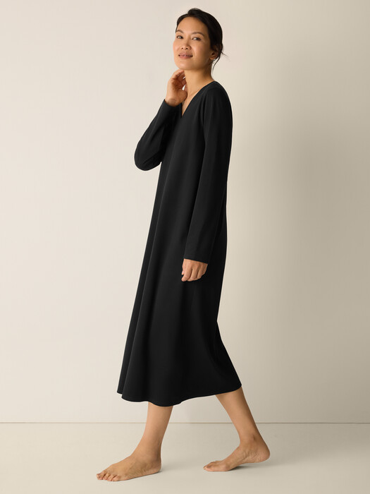 Organic Cotton Interlock V-Neck Sleep Dress