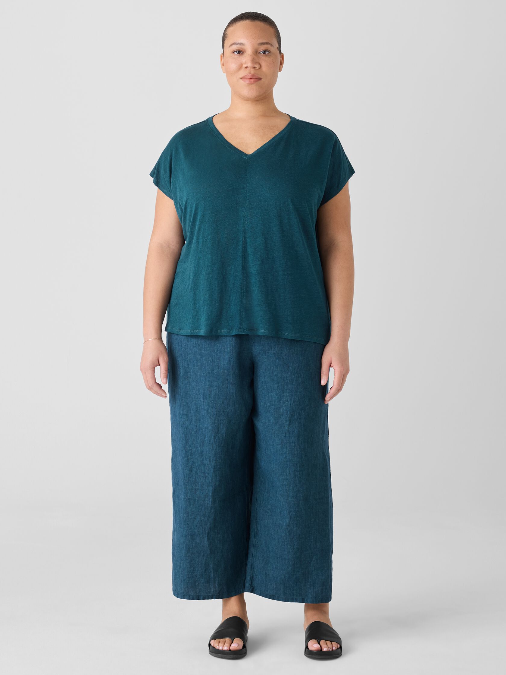Organic Linen Jersey V-Neck Tee
