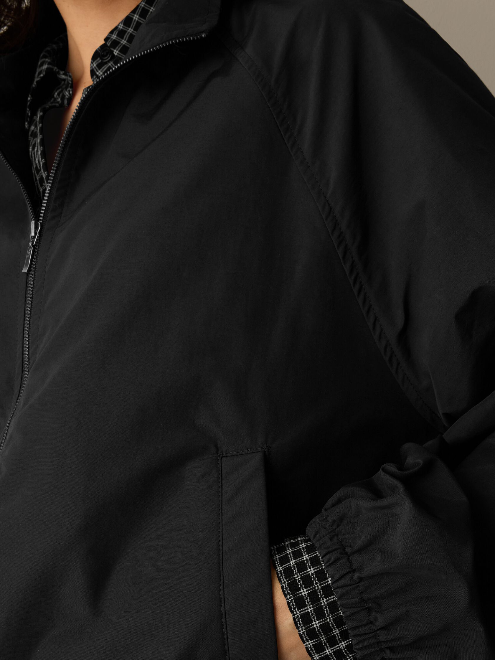 Light Cotton Nylon Hooded Coat
