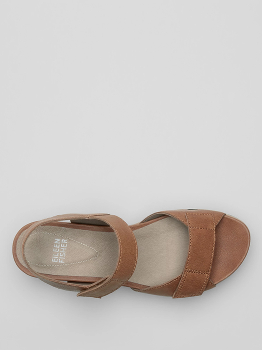 Calo Tumbled Leather Wedge Sandal