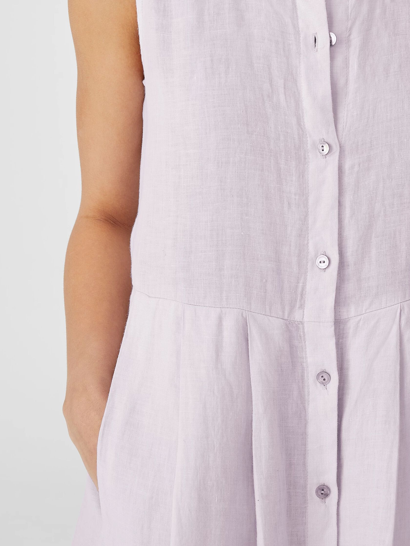 Garment-Dyed Organic Handkerchief Linen Pleated Dress