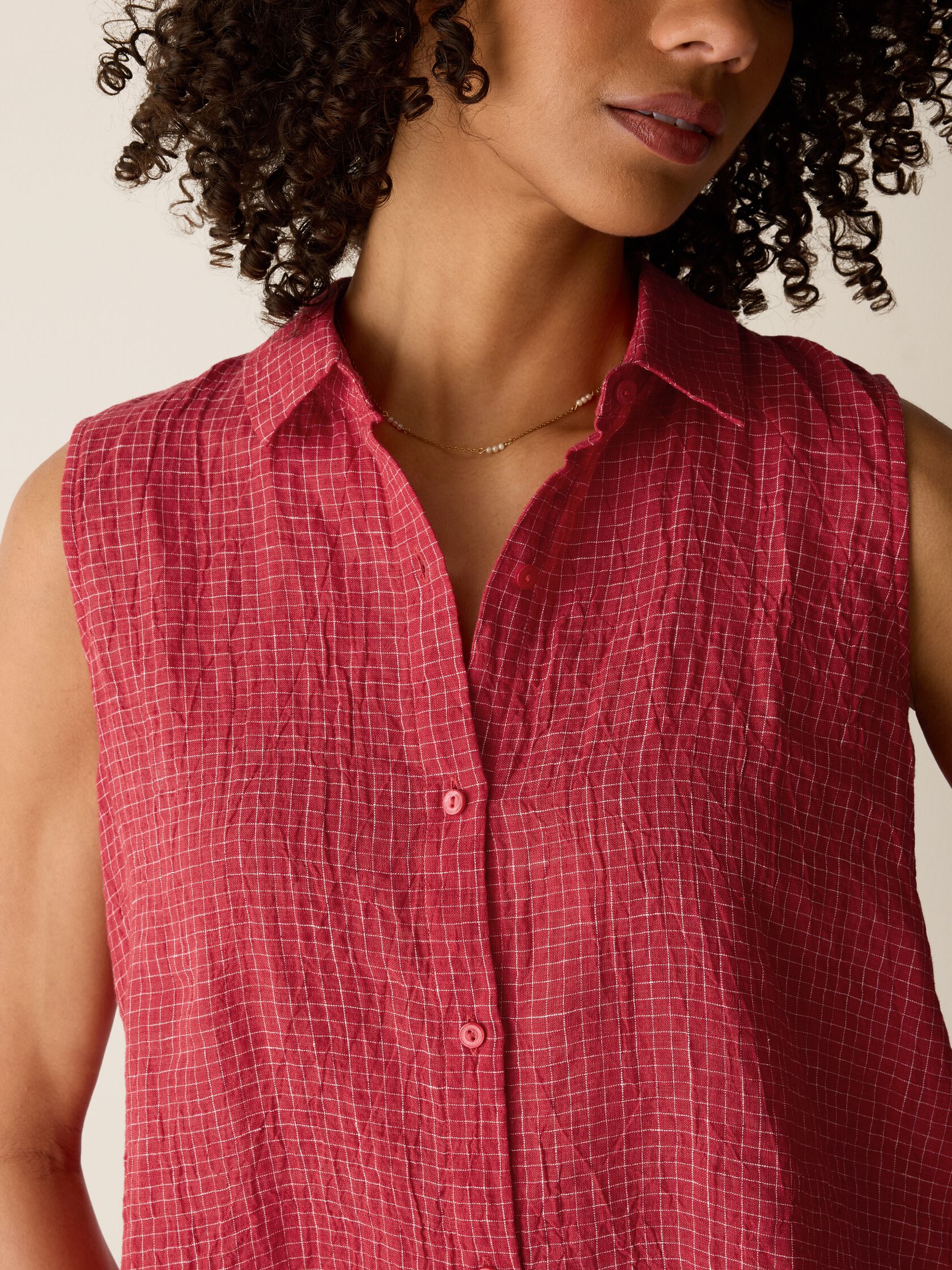 Puckered Organic Linen Grid Sleeveless Shirt
