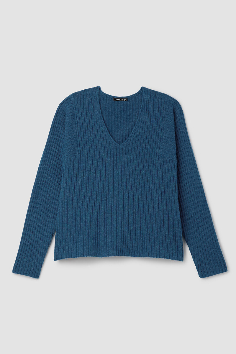 Italian Cashmere Ribbed V-Neck Top Italian Cashmere Ribbed V-Neck Top