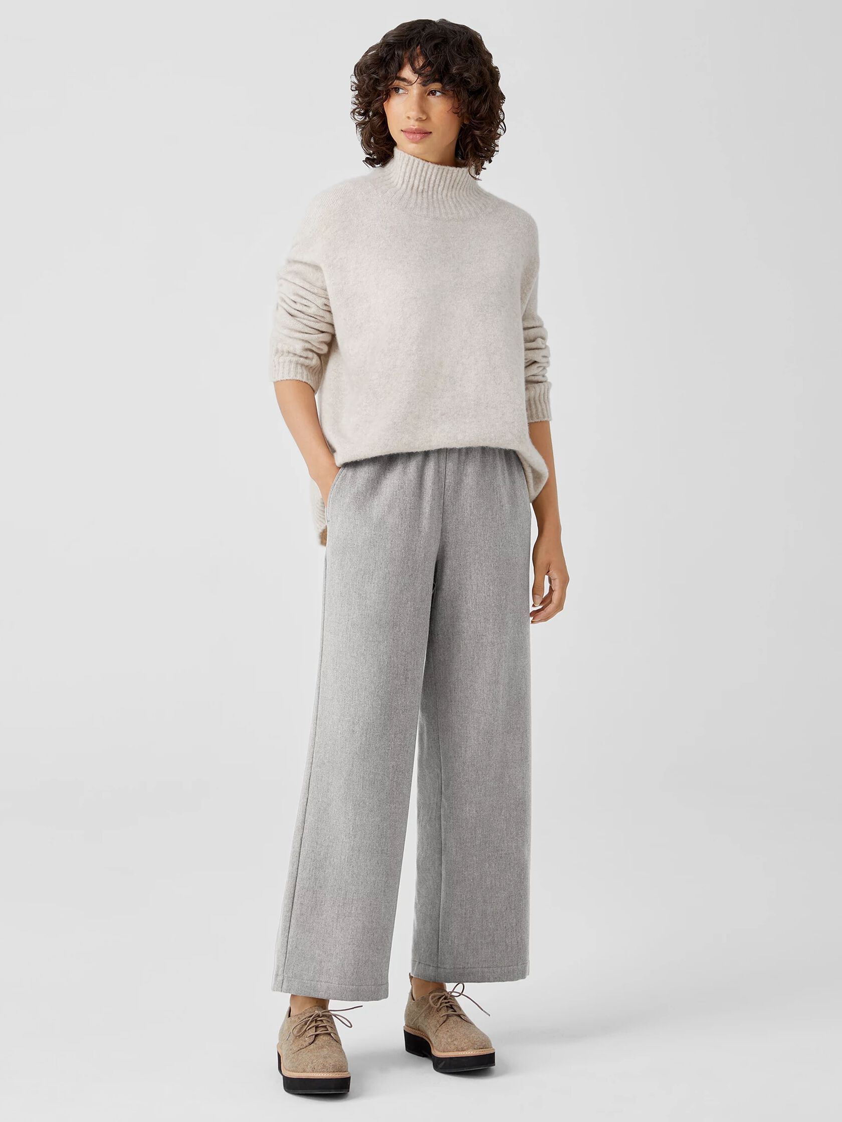 Soft Wool Flannel Straight Pant