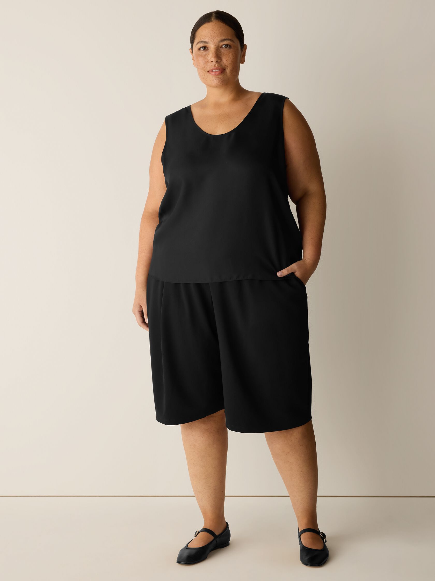 Silk Twill Curved V-Neck Tank