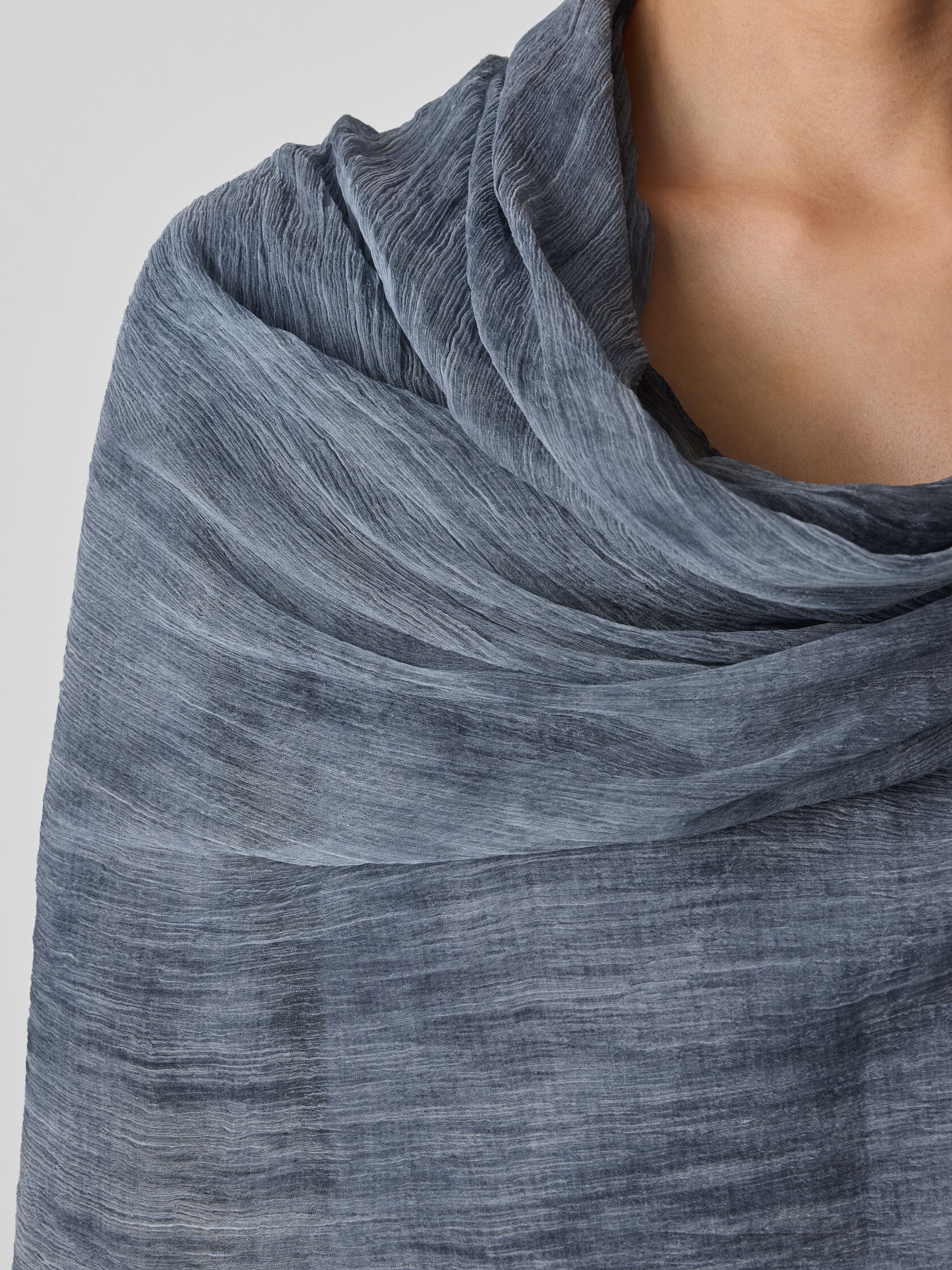 Textured Maltinto Silk Scarf