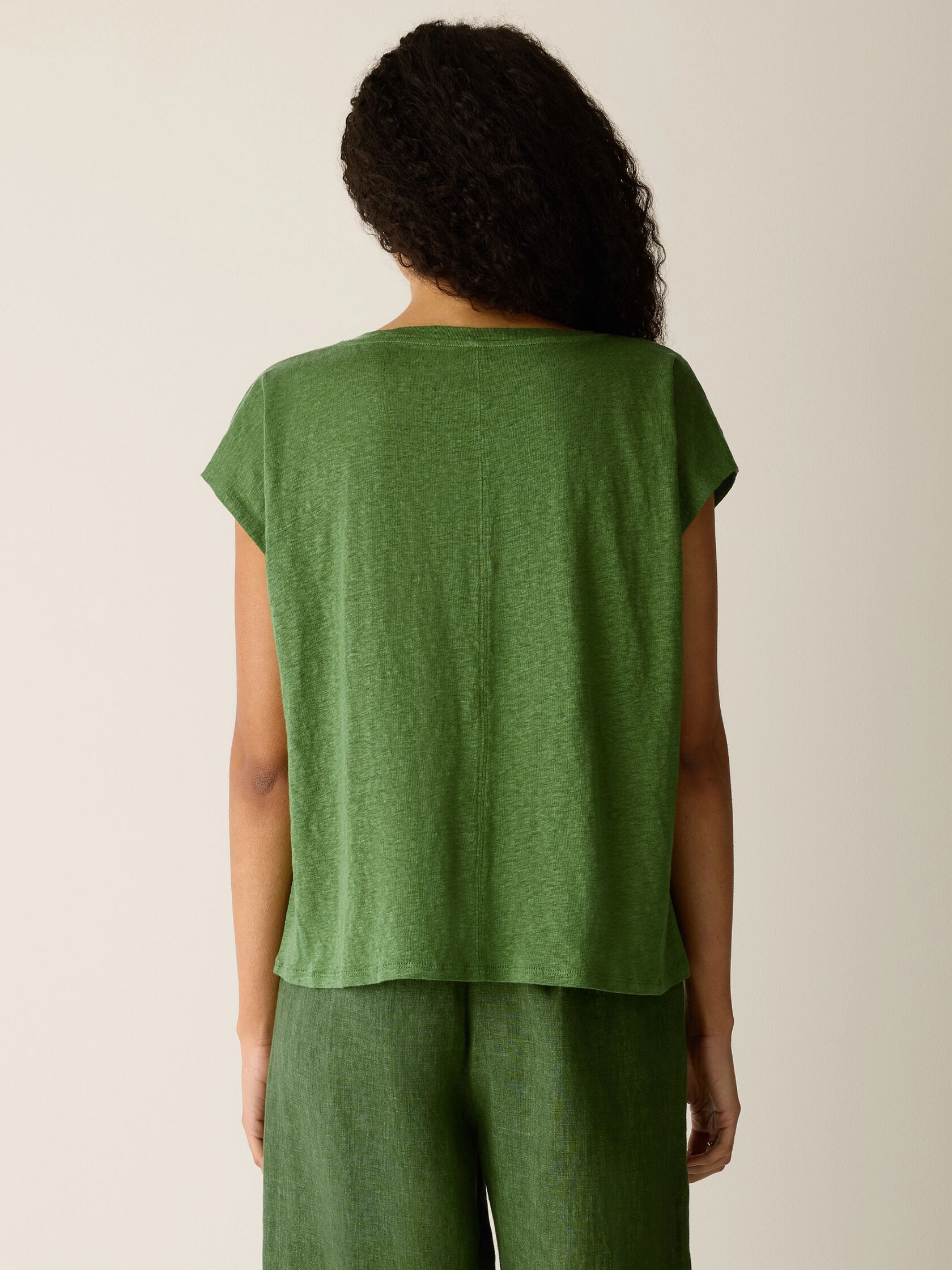 Organic Linen Jersey V-Neck Tee