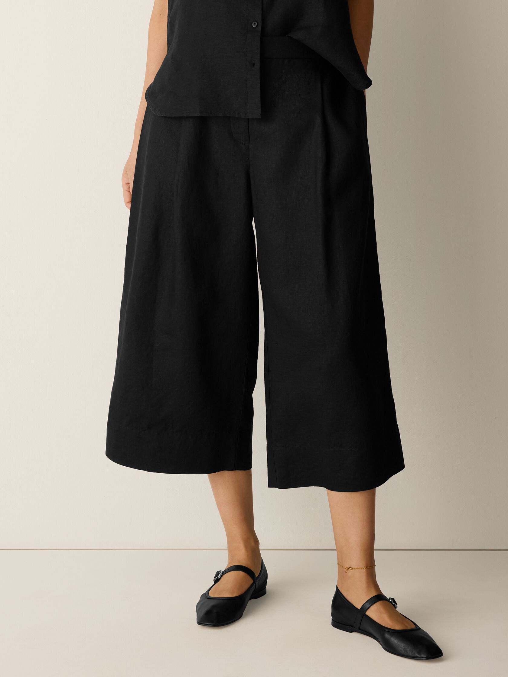Organic Linen Pleated Culotte