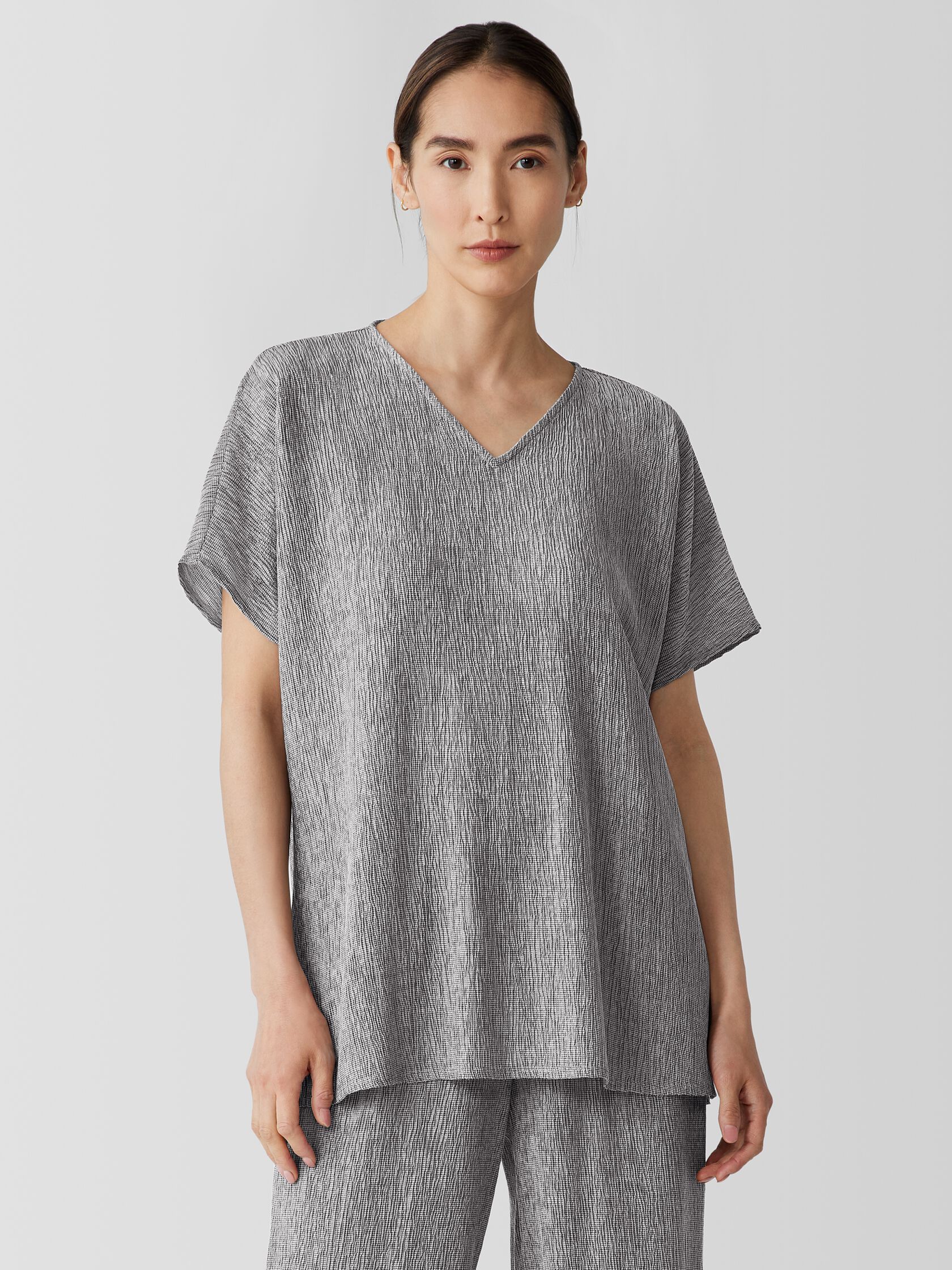 Woven Plissé V-Neck Top