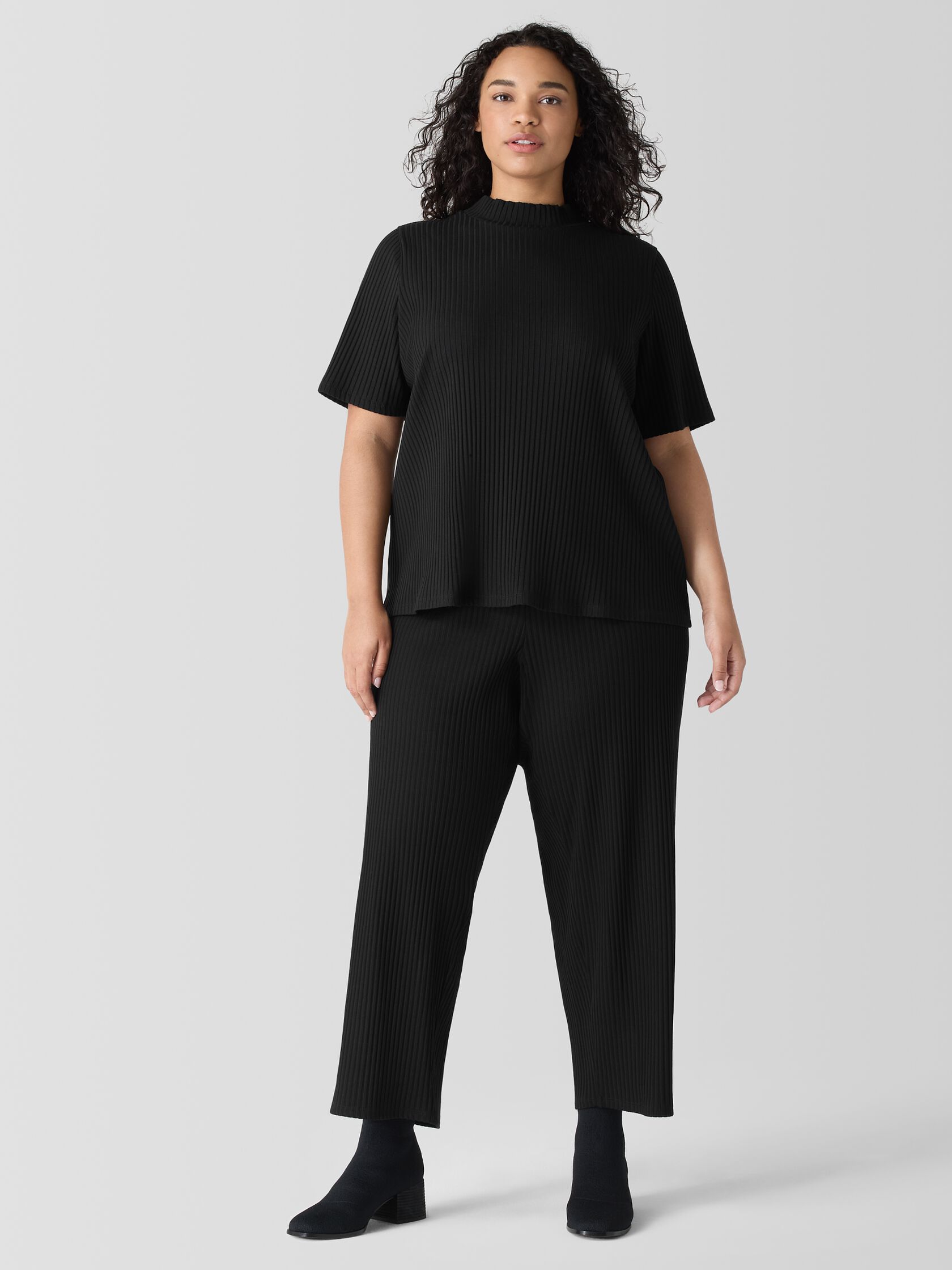 Textured Stretch Rib Wide-Leg Pant