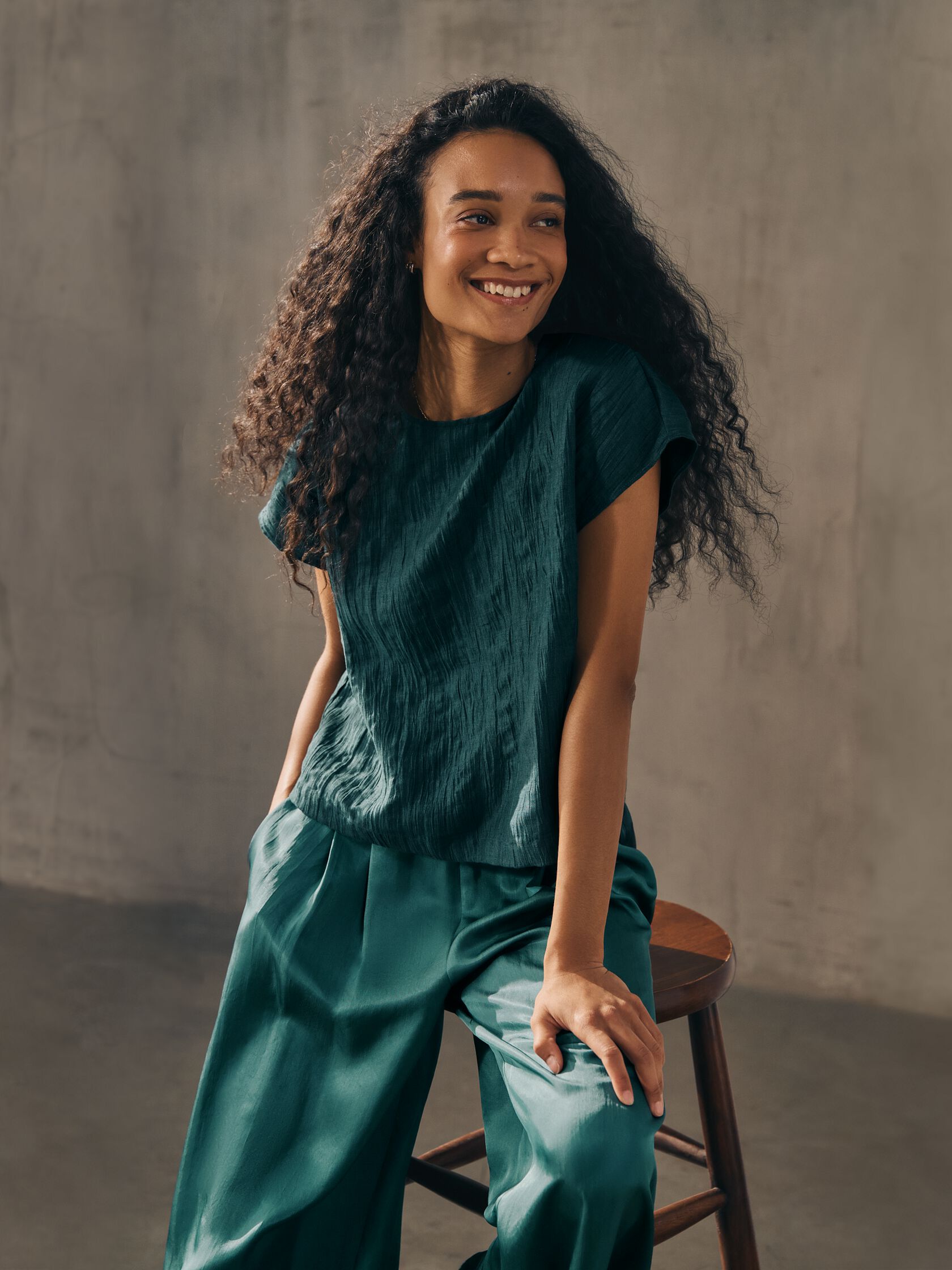 Linen Nylon Sheen Square Top