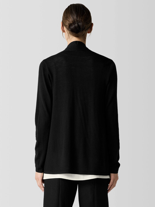 Fine Merino Cardigan in Regenerative Wool
