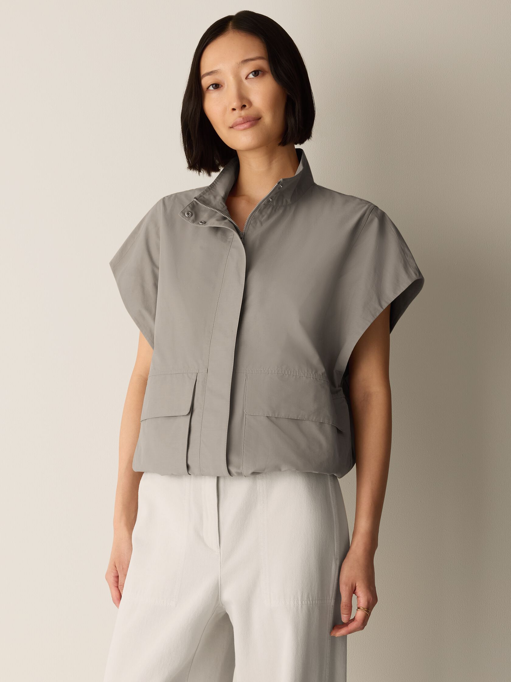 Light Cotton Nylon High Collar Vest
