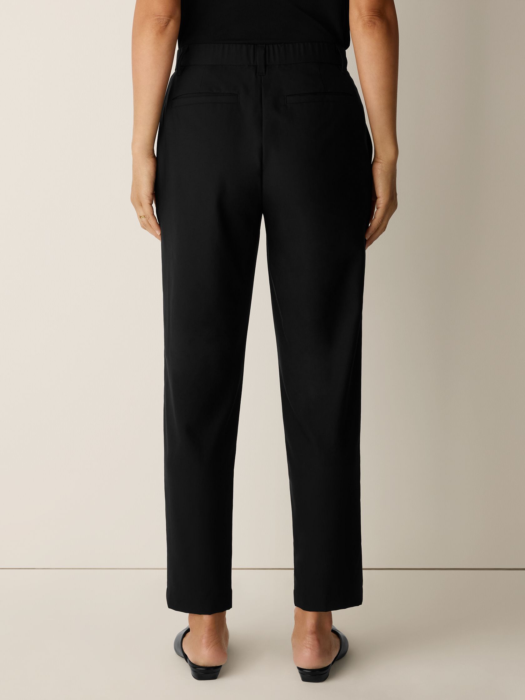 Seasonless Wool Tapered Trouser Pant