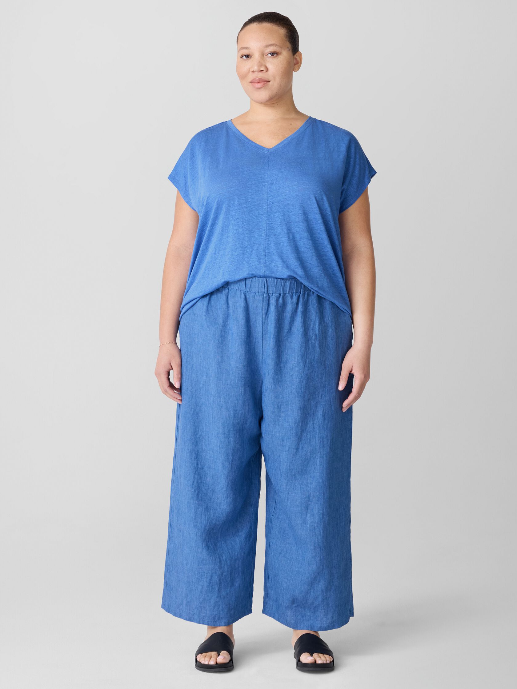 Organic Linen Jersey V-Neck Tee