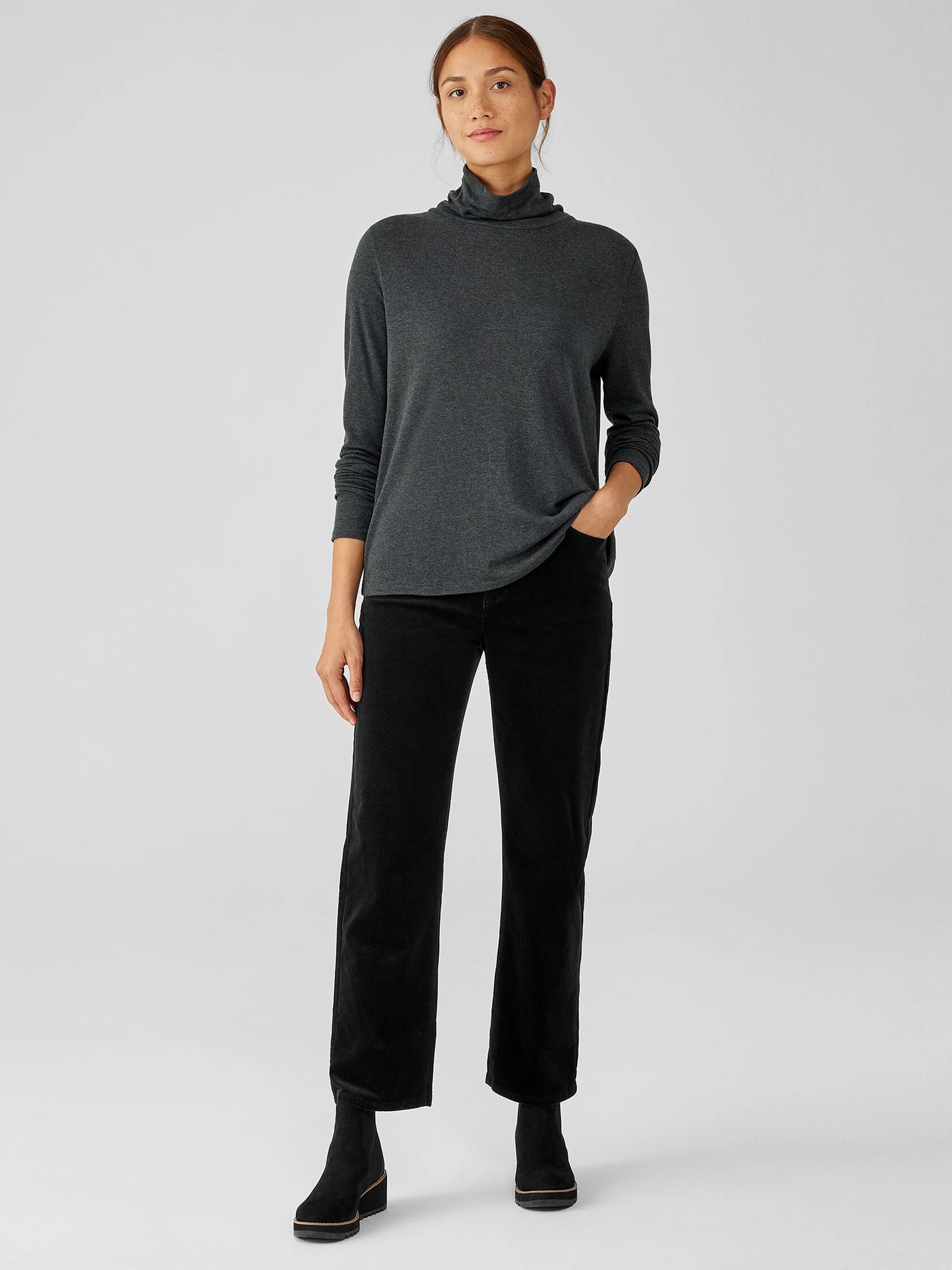 Organic Cotton Stretch Corduroy Straight Pant