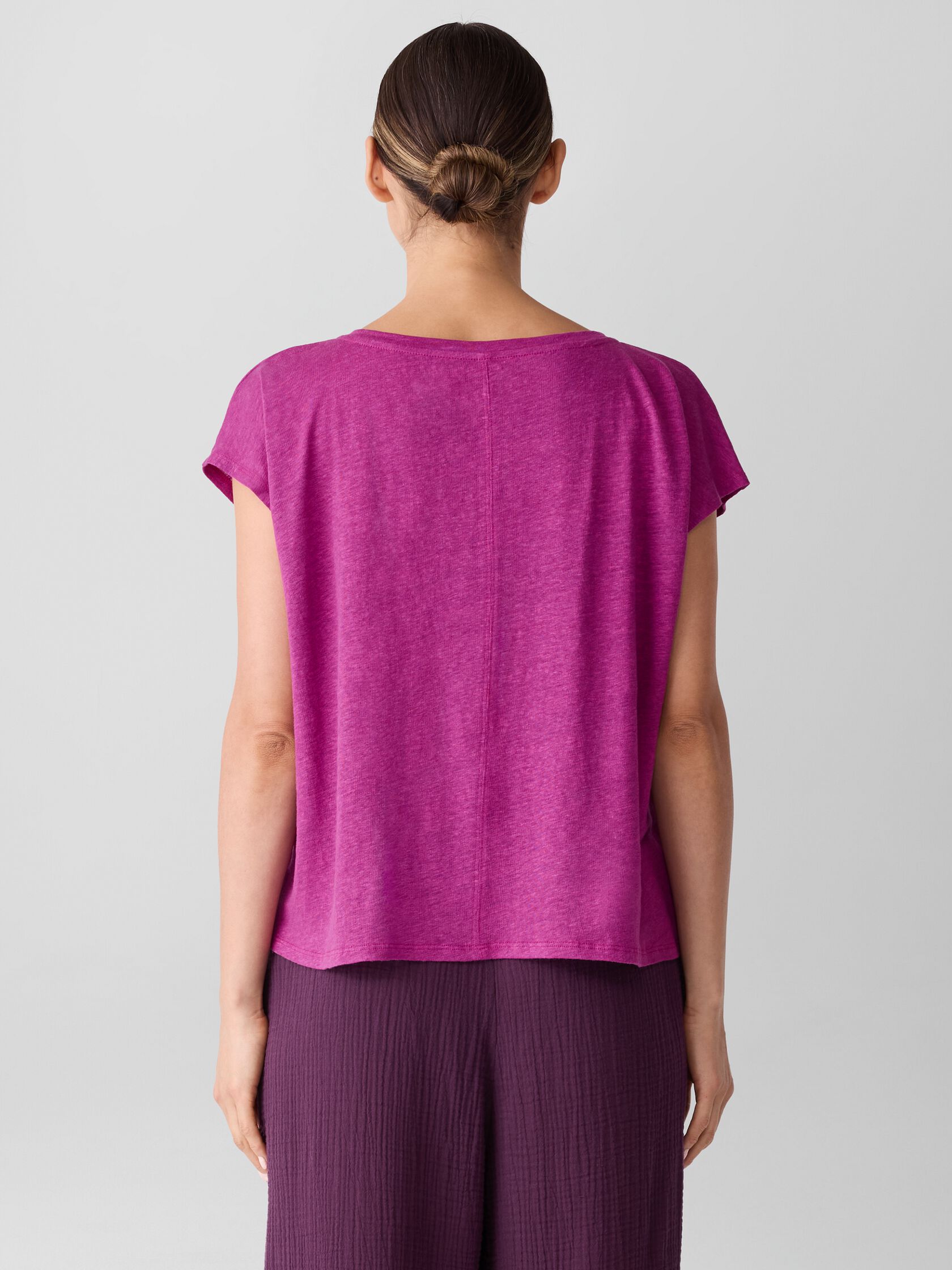 Organic Linen Jersey V-Neck Tee