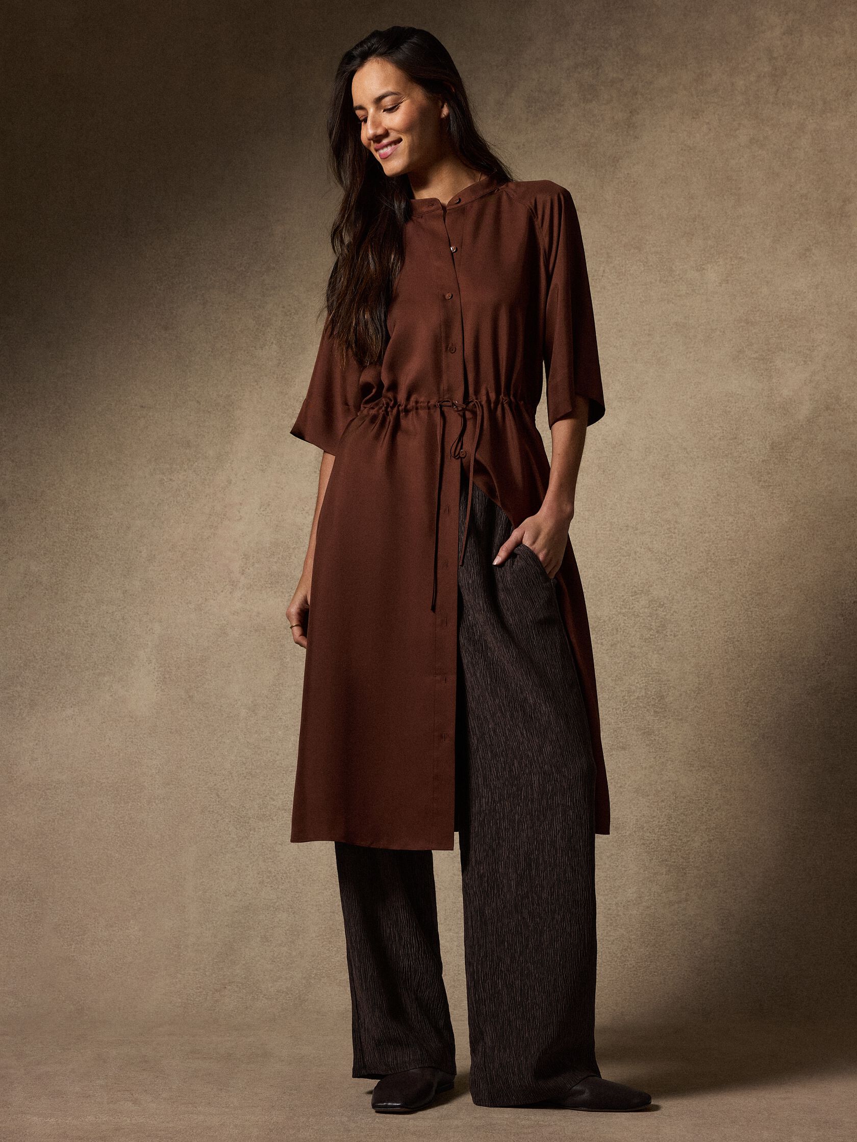 Woven Pliss&eacute; Straight Pant