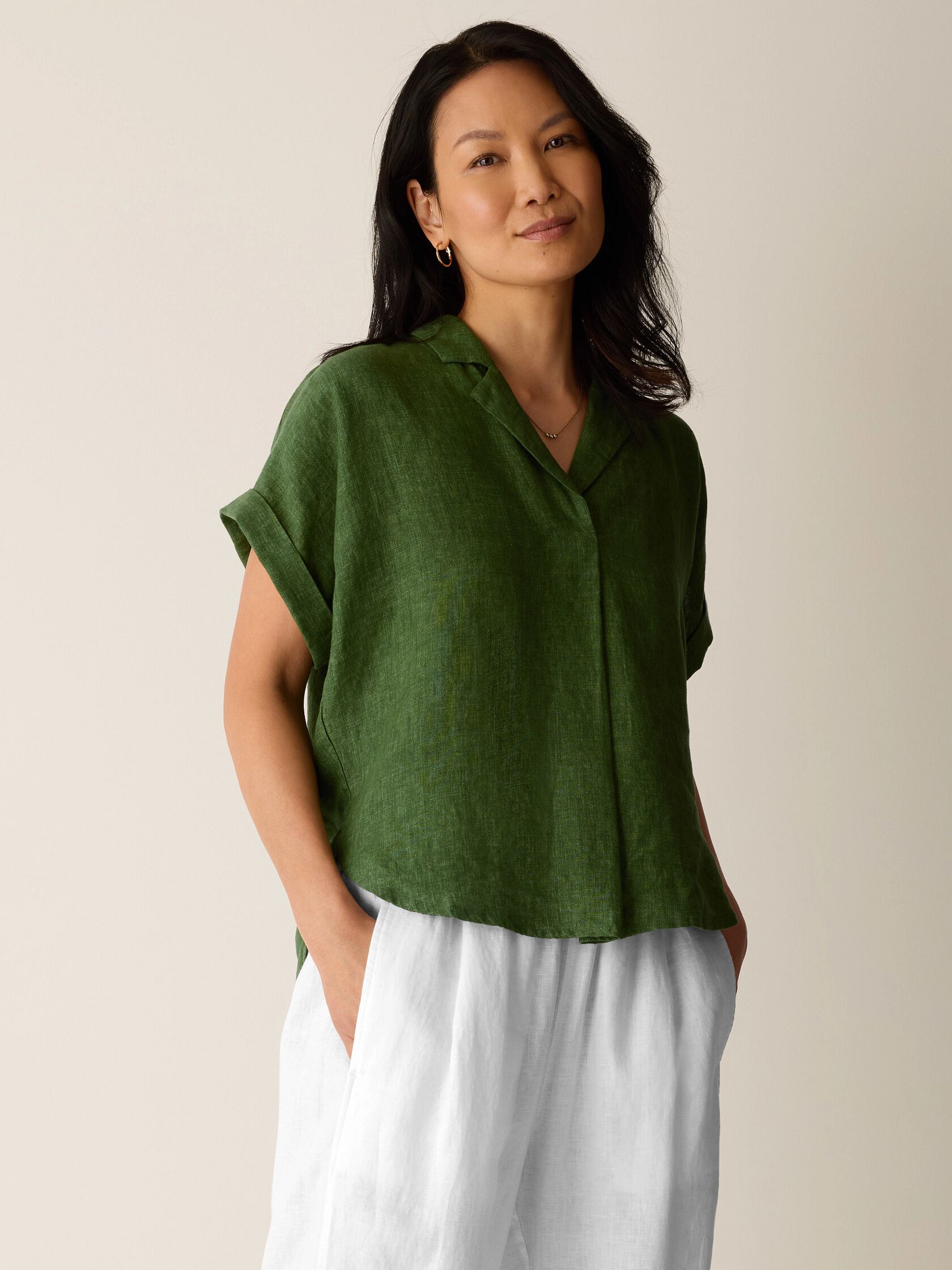 Washed Organic Linen D&eacute;lav&eacute; Notch Collar Top