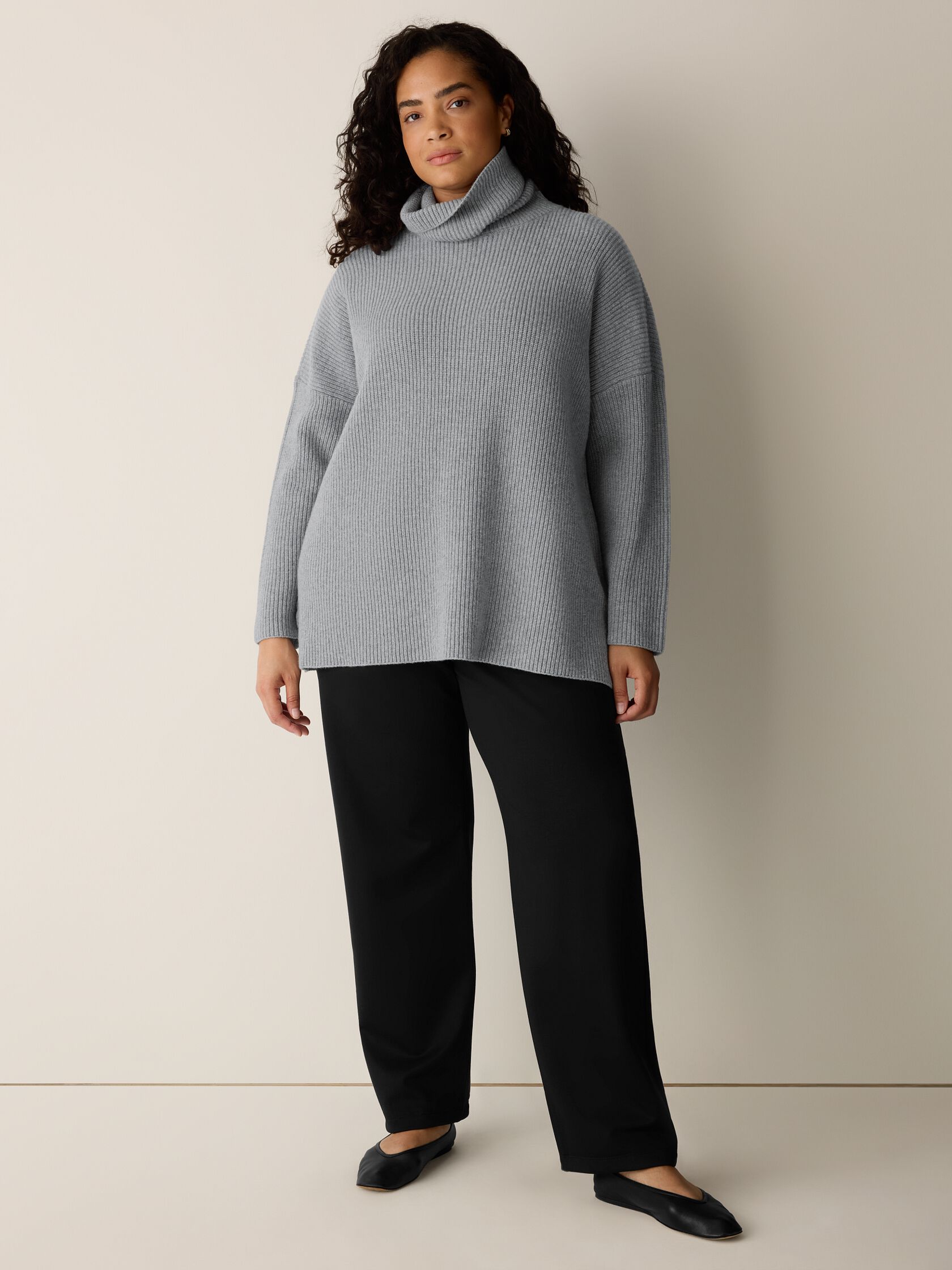 Recycled Wool Cashmere Turtleneck Top