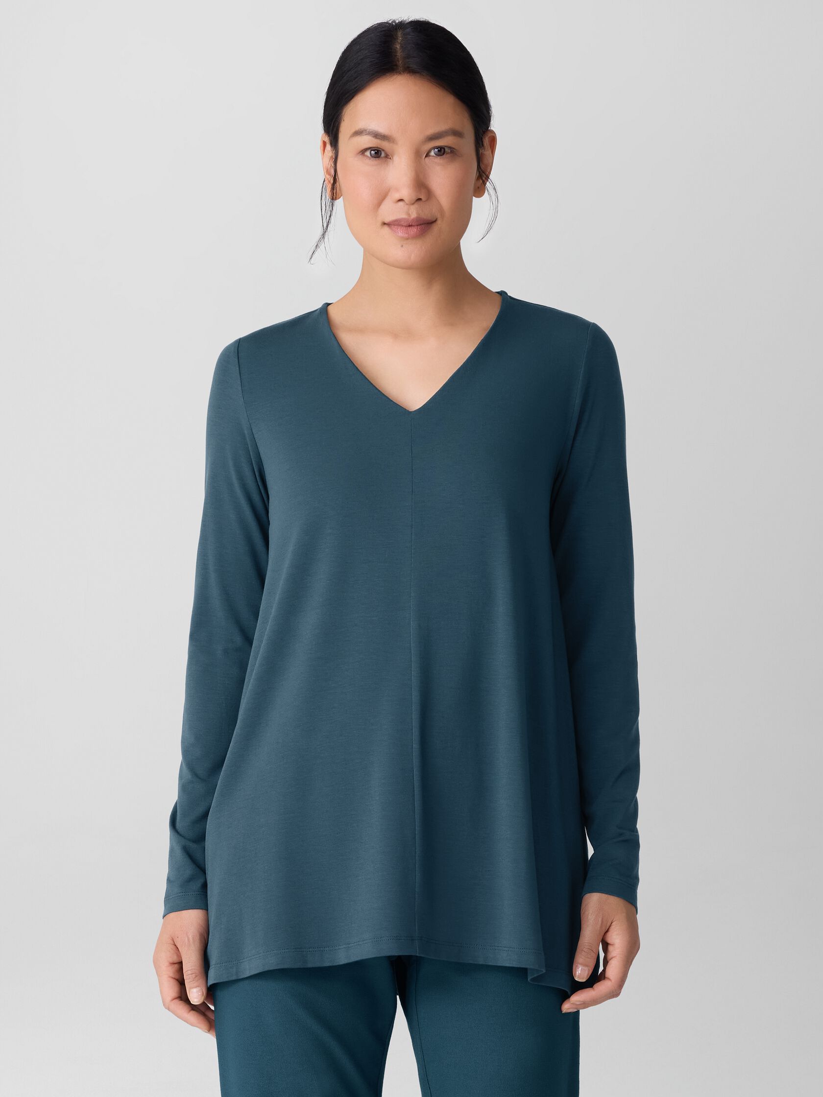Fine Stretch Jersey Knit V-Neck Long Top