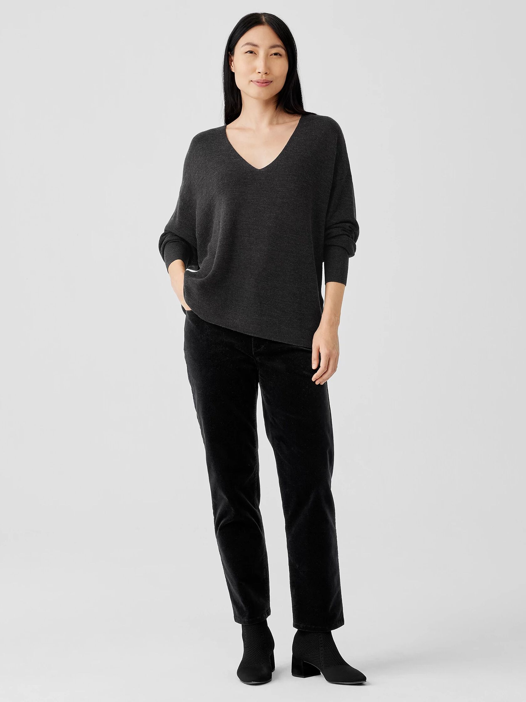 Merino V-Neck Top in Regenerative Wool