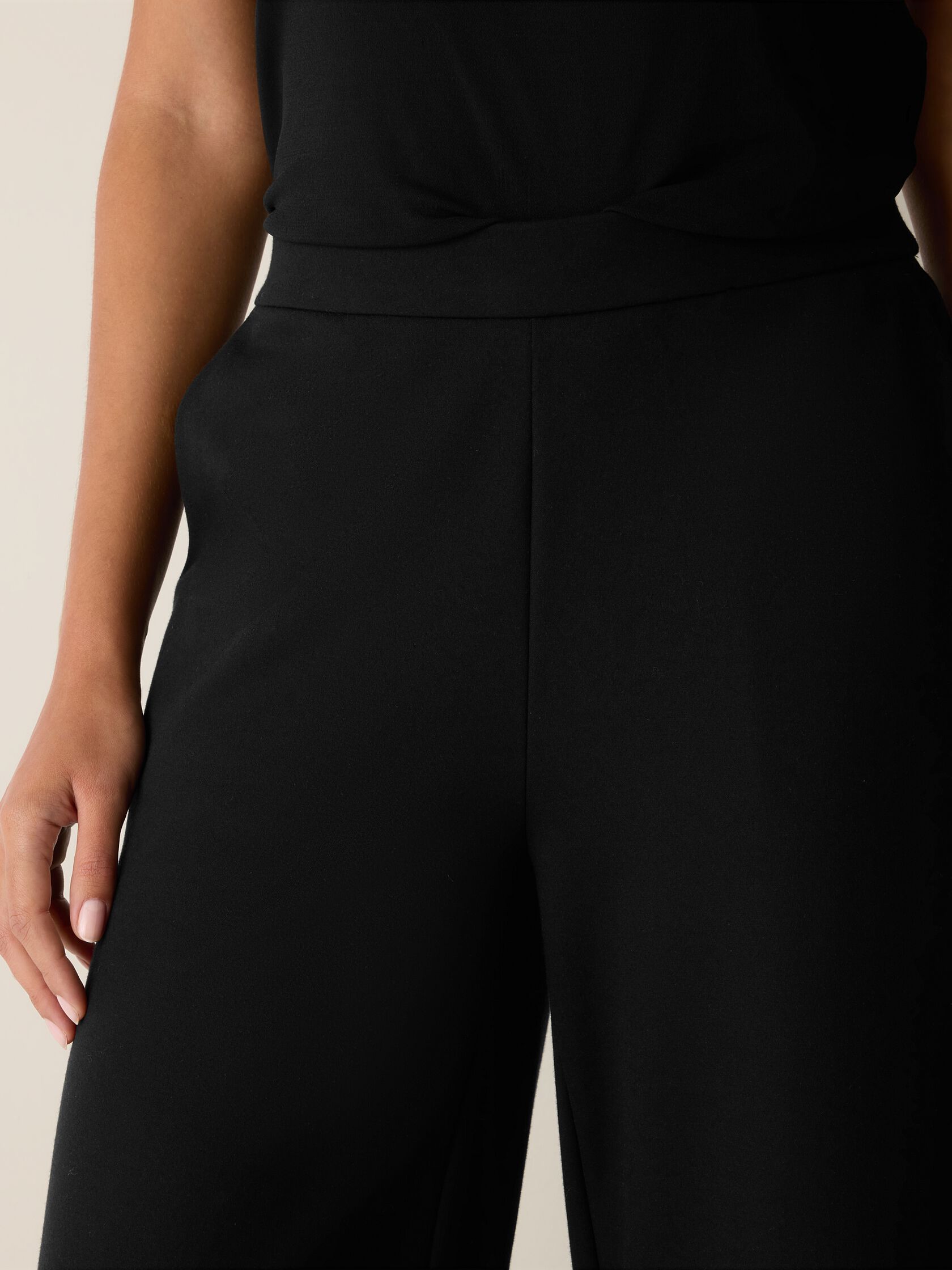 Lightweight Ponte Wide-Leg Pant