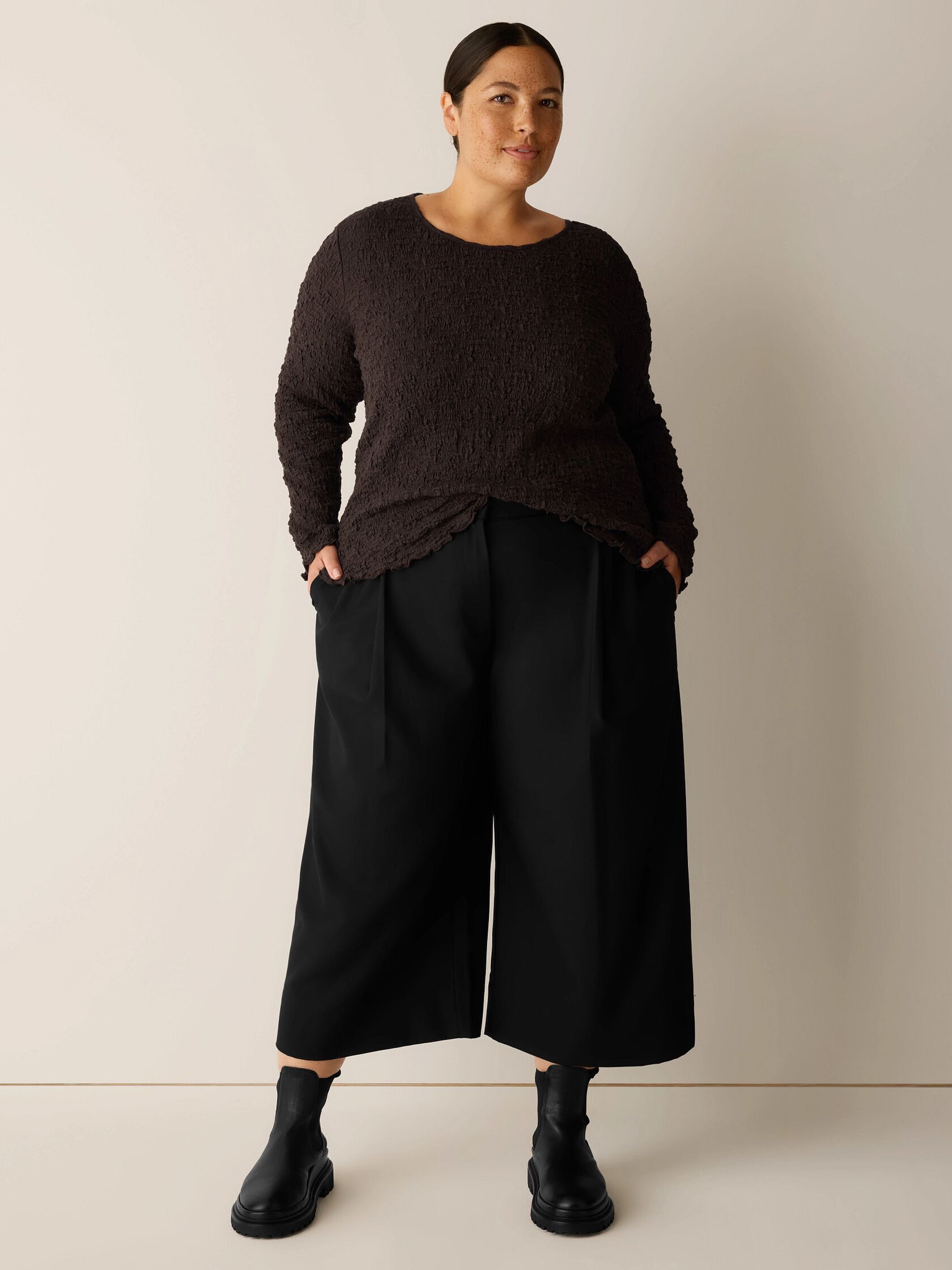 Seasonless Wool Pleated Culotte