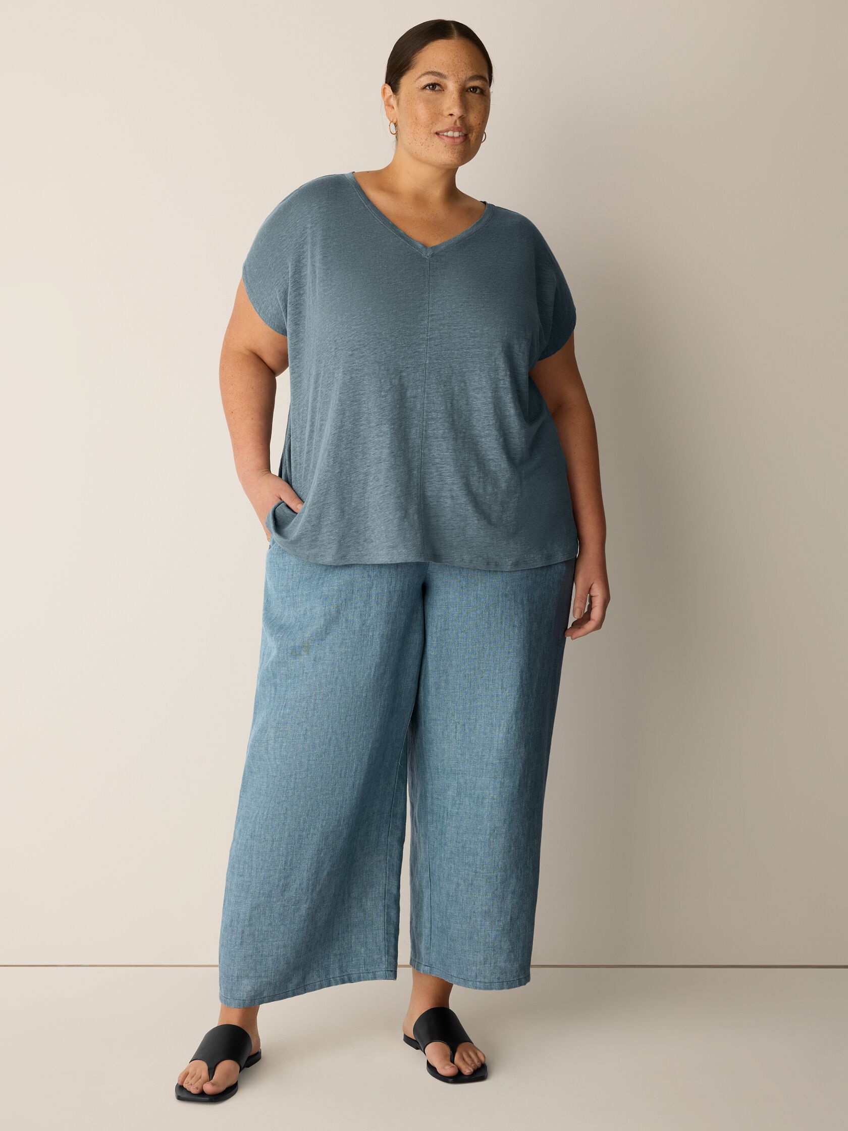 Organic Linen Jersey V-Neck Tee