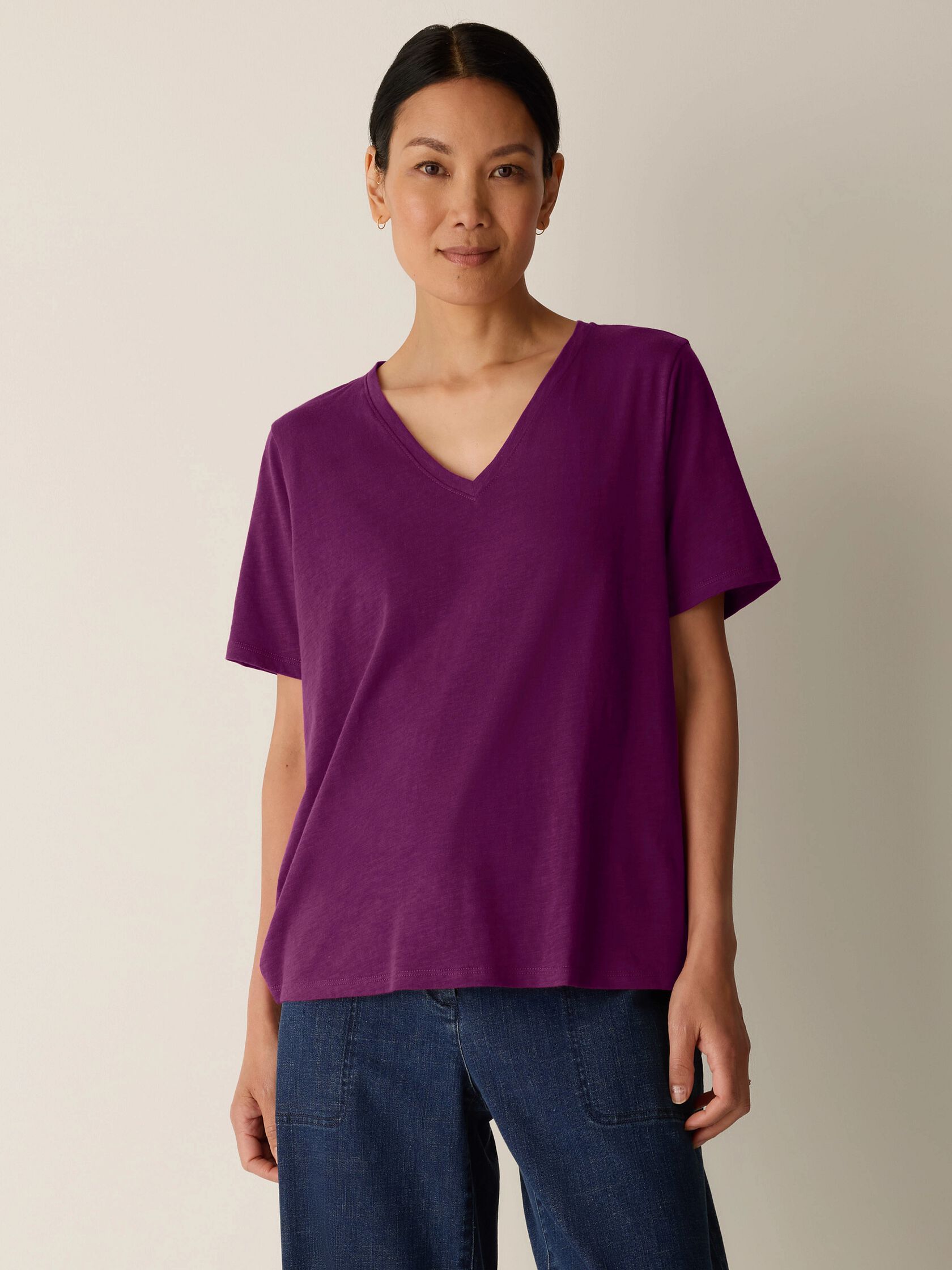 Organic Cotton Slubby Jersey V-Neck Tee