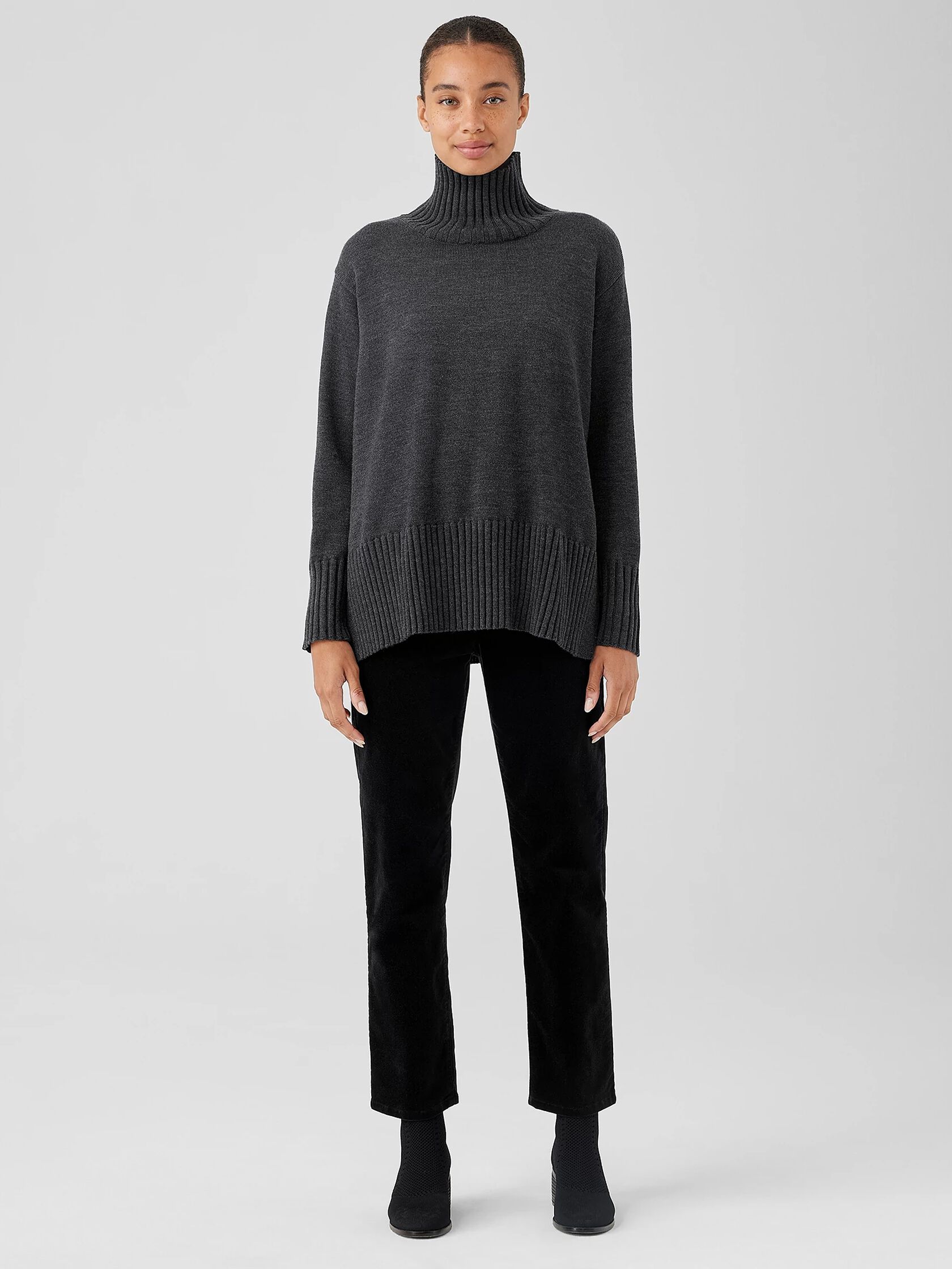 Merino Jersey Turtleneck in Regenerative Wool