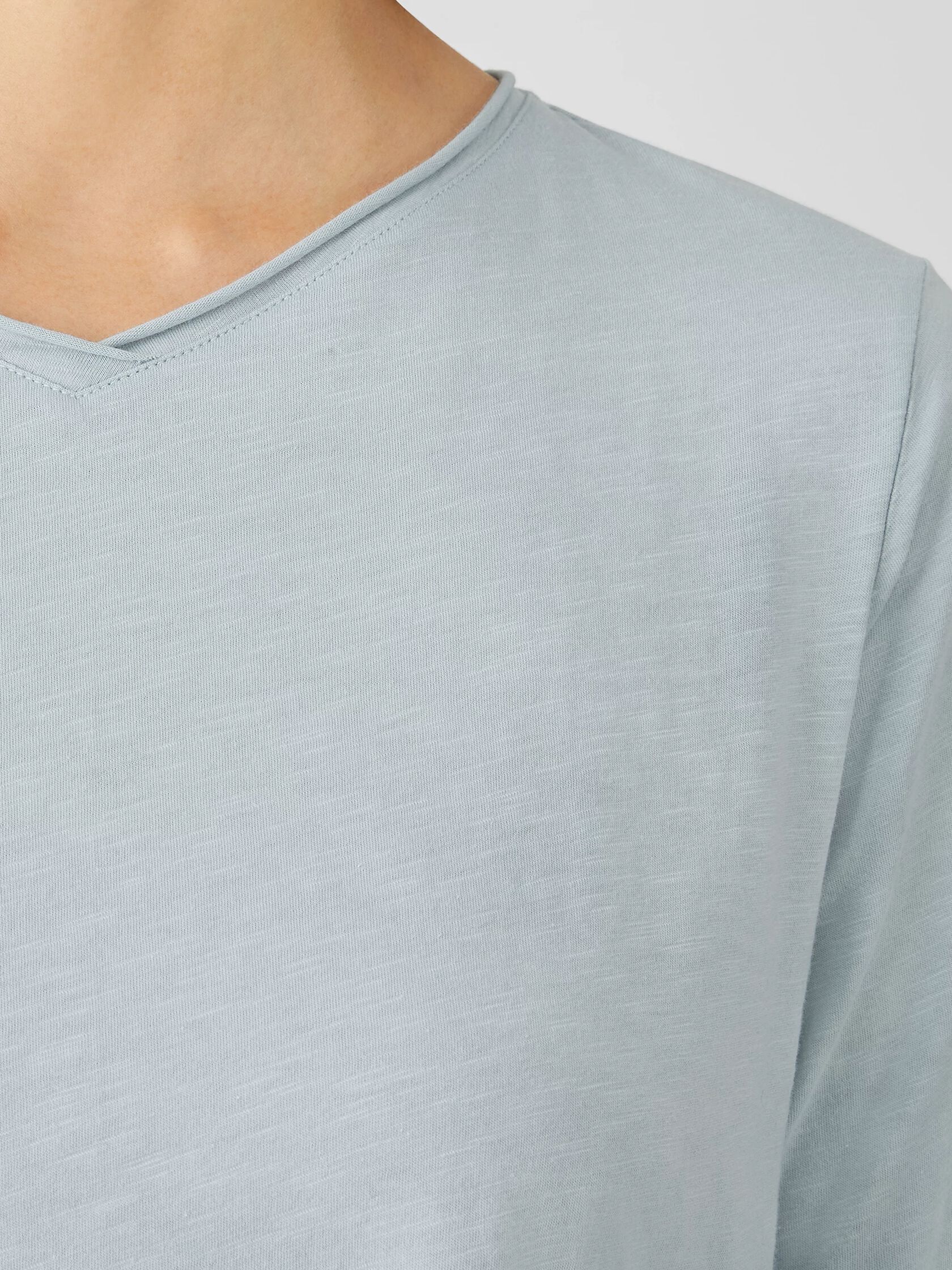Slubby Organic Cotton V-Neck Sleep Top