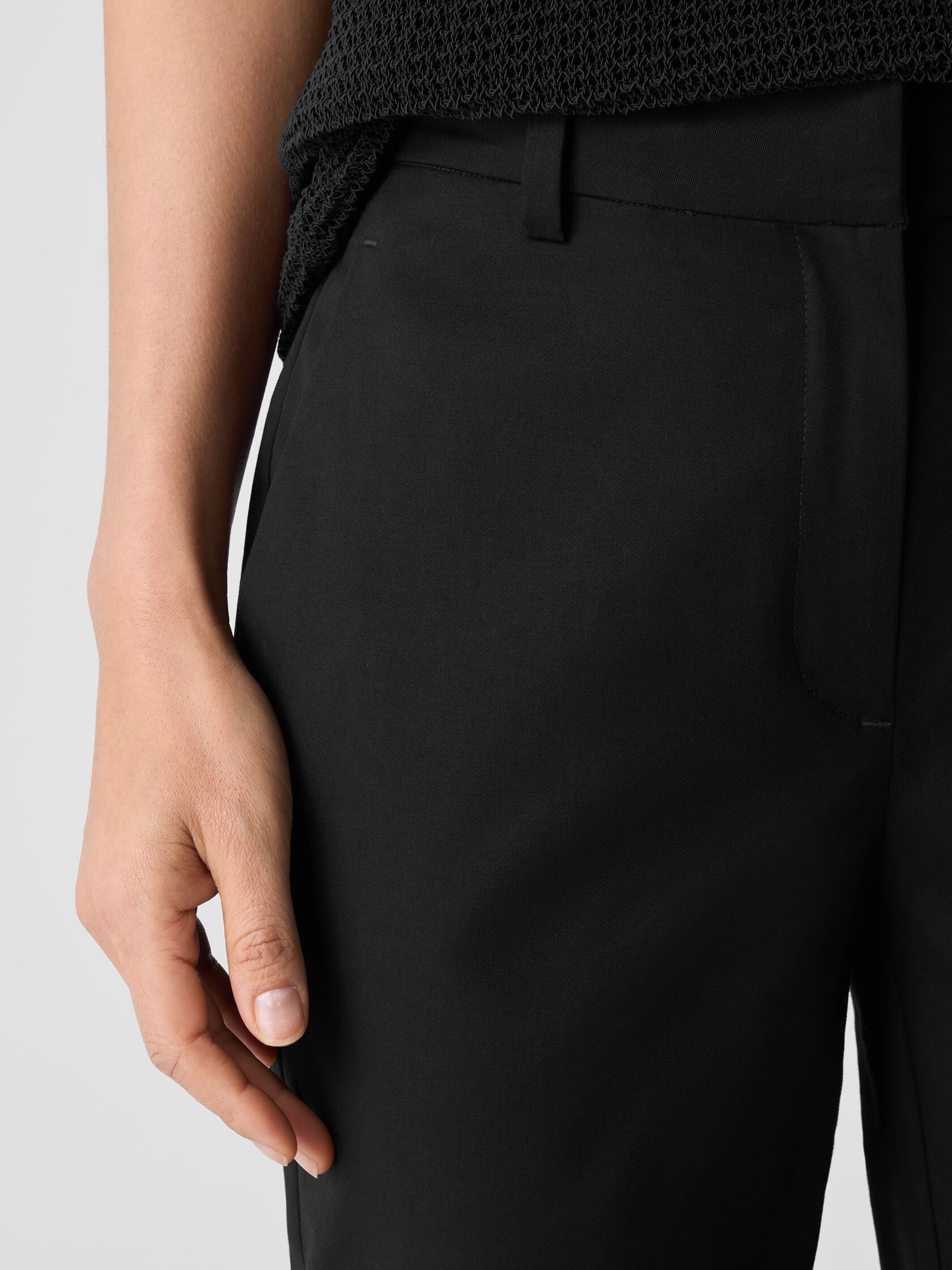 Stretch Cotton Twill Tapered Trouser Pant