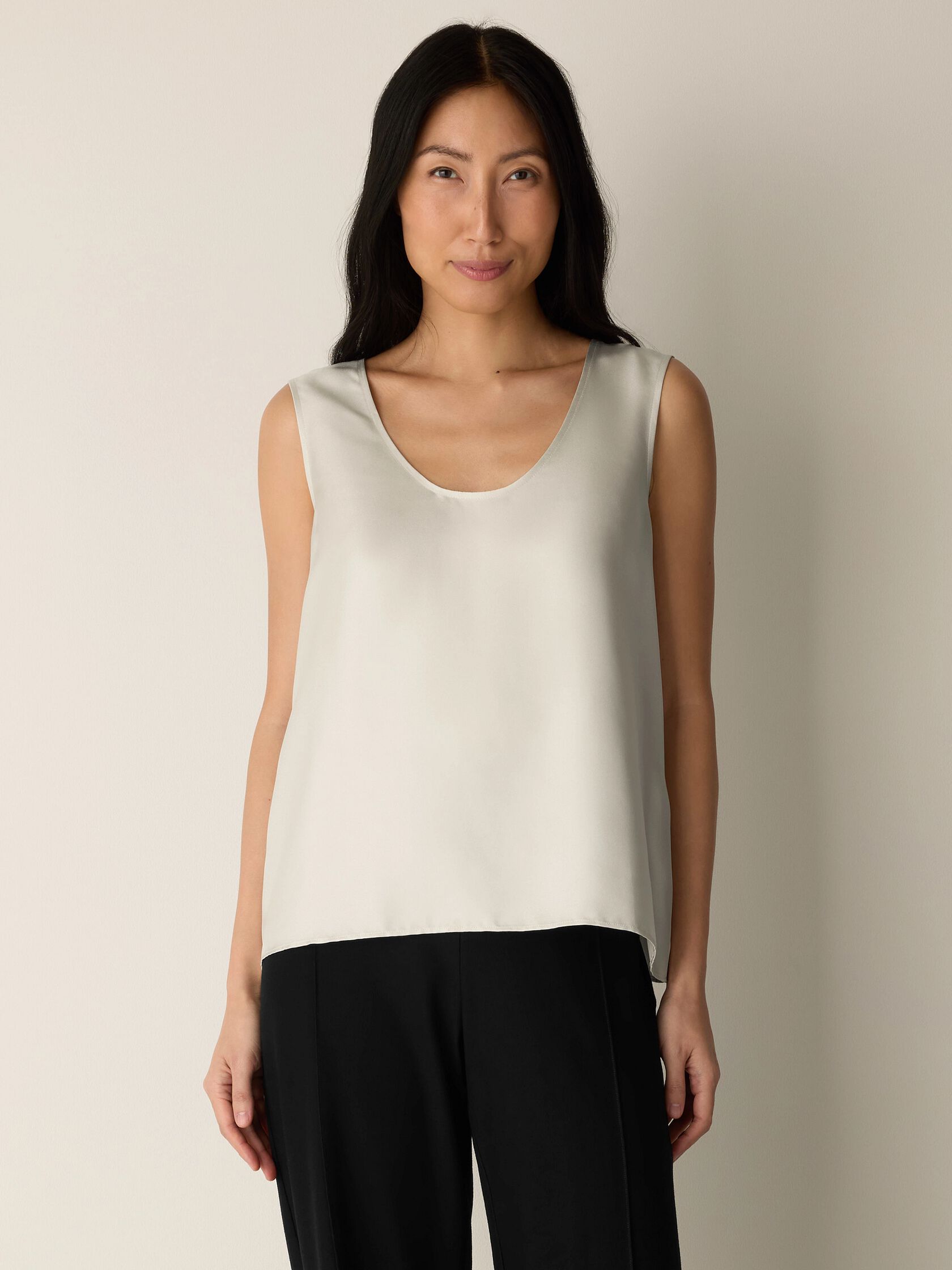 Silk Twill Curved V-Neck Tank