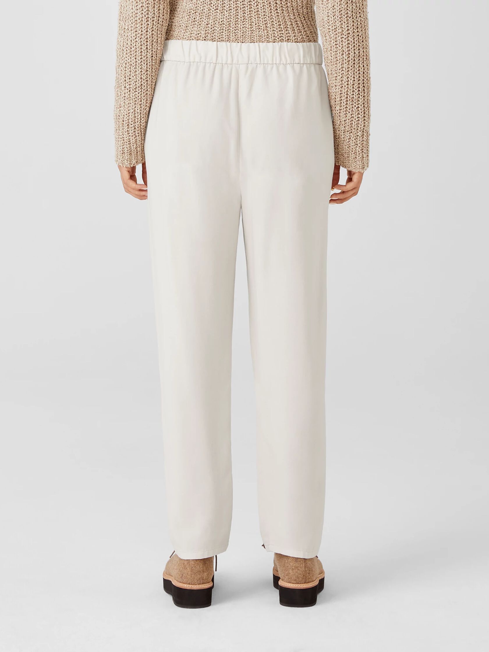 Soft Twill Pleated Tapered Pant