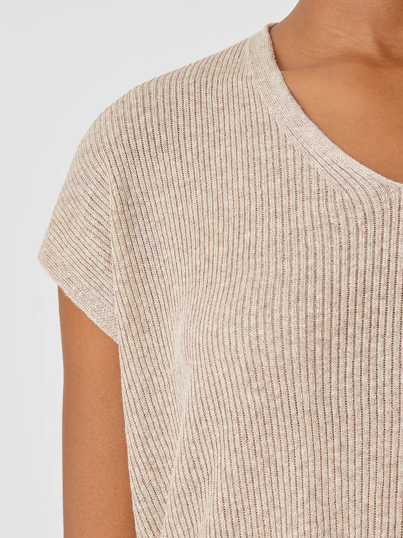 Organic Linen Melange V-Neck Top
