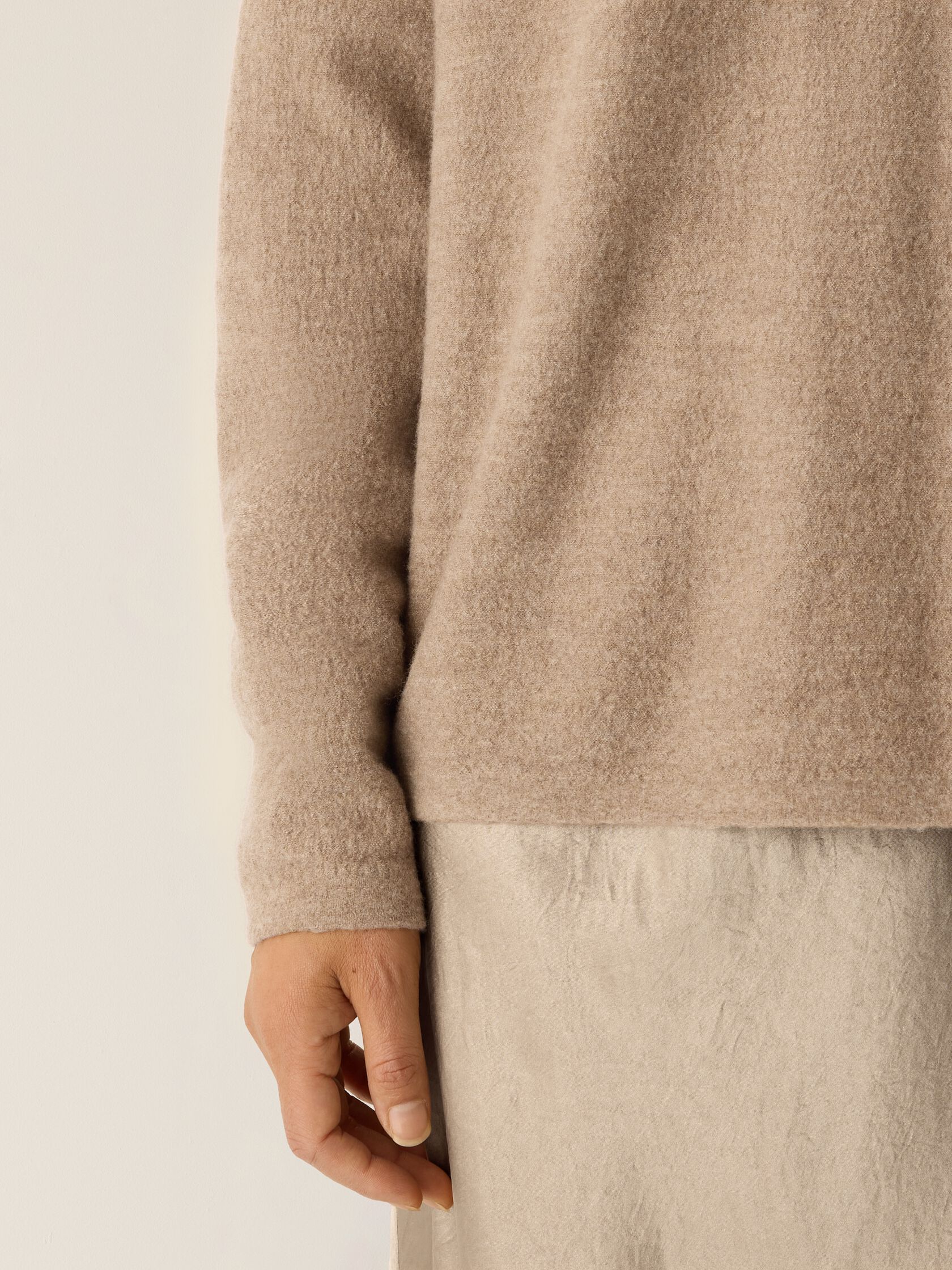 Fine Felted Wool Crew Neck Top in Regenerative Wool