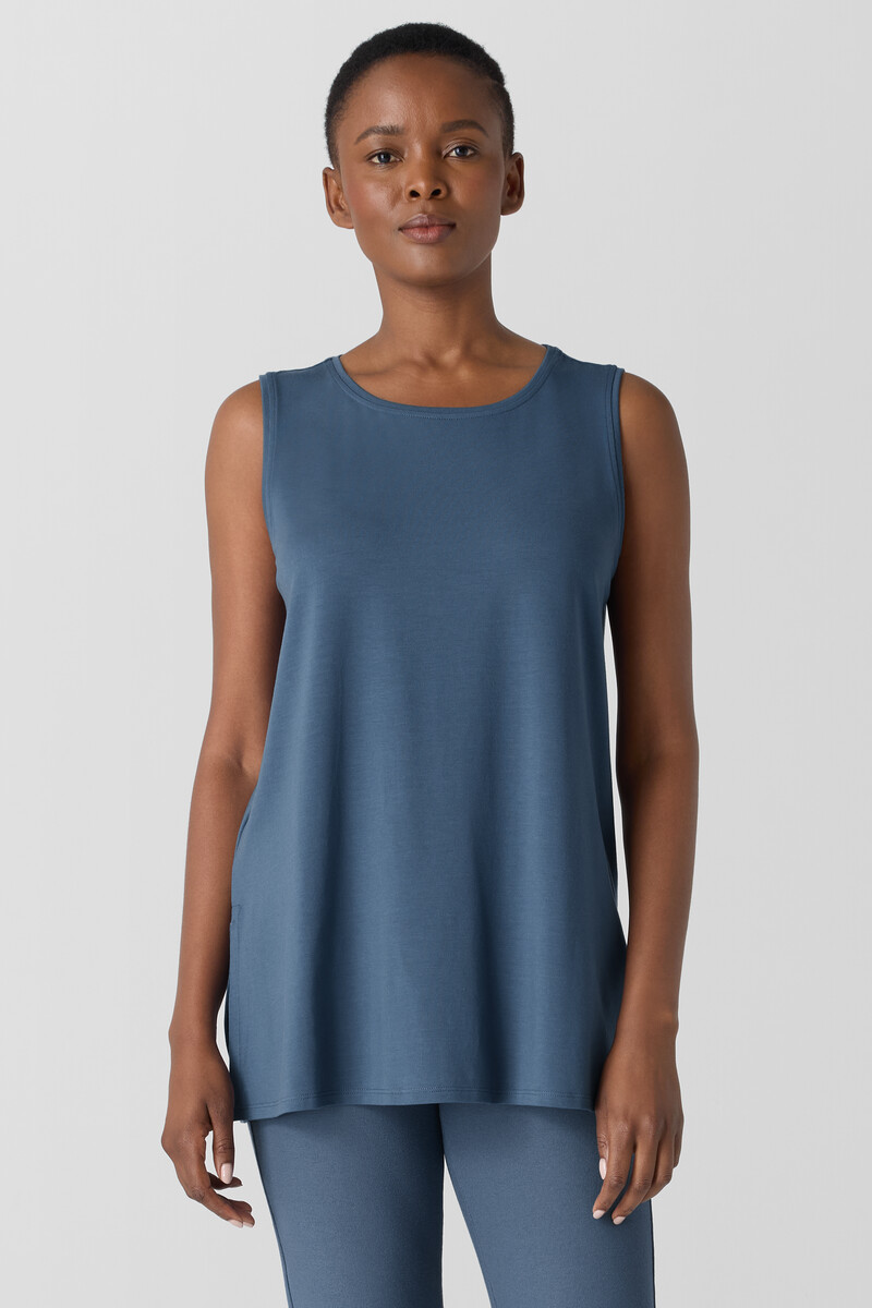 V-Neck Hardware One-Piece Swimsuit V-Neck Hardware One-Piece Swimsuit