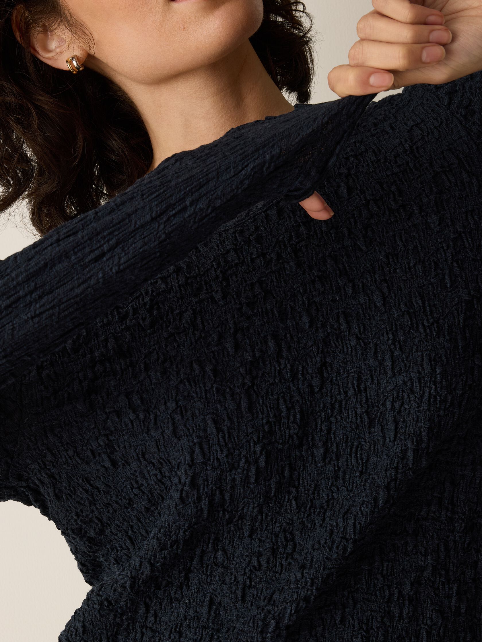 Bubble Jacquard Round Neck Top
