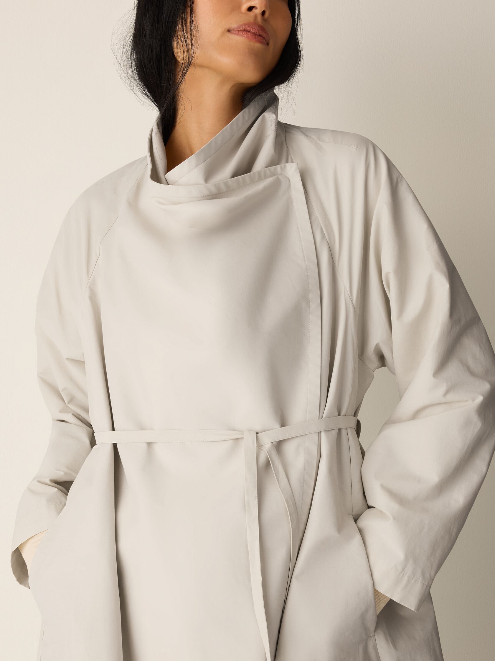 Light Cotton Nylon Drape Neck Coat