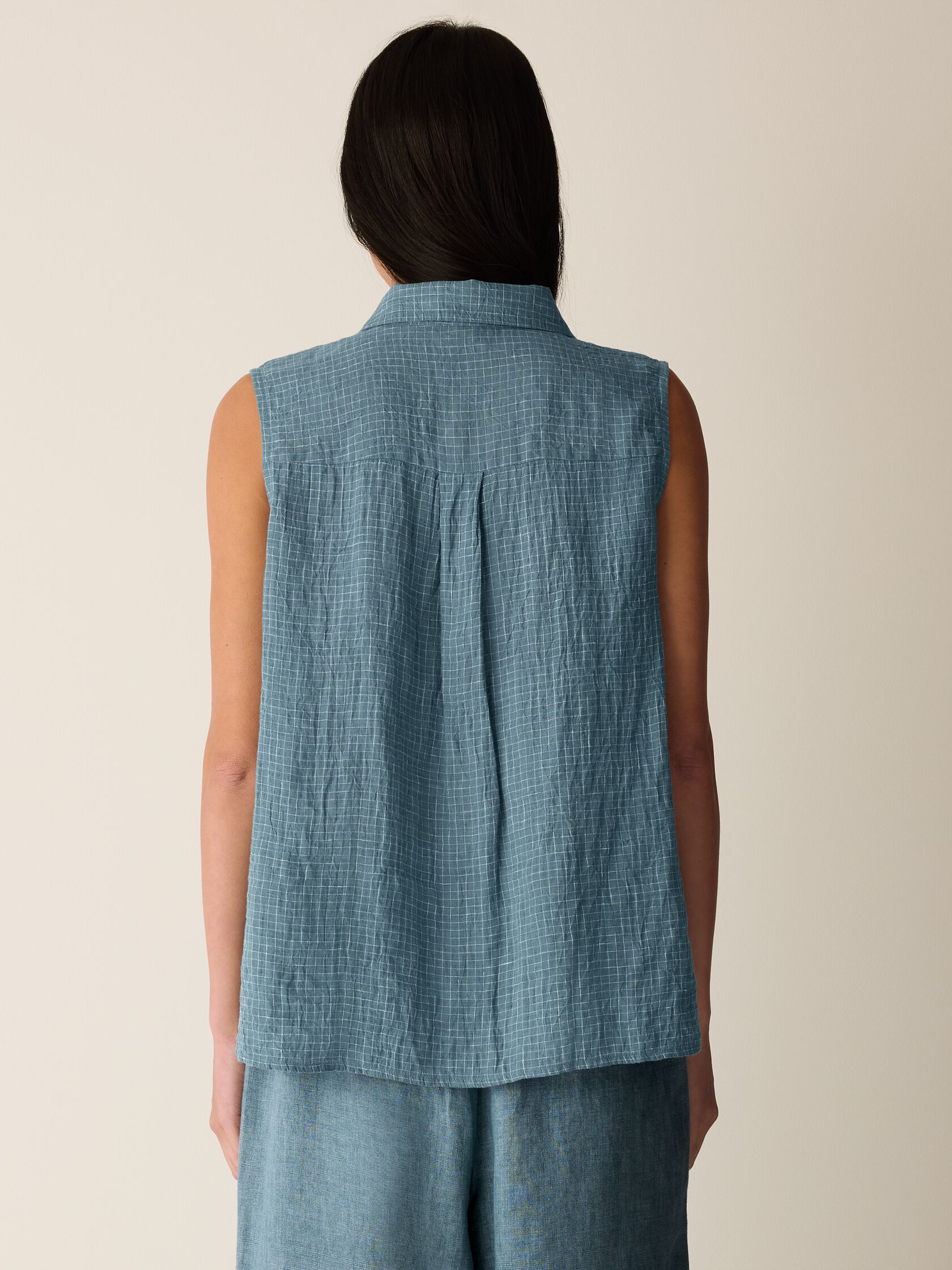 Puckered Organic Linen Grid Sleeveless Shirt
