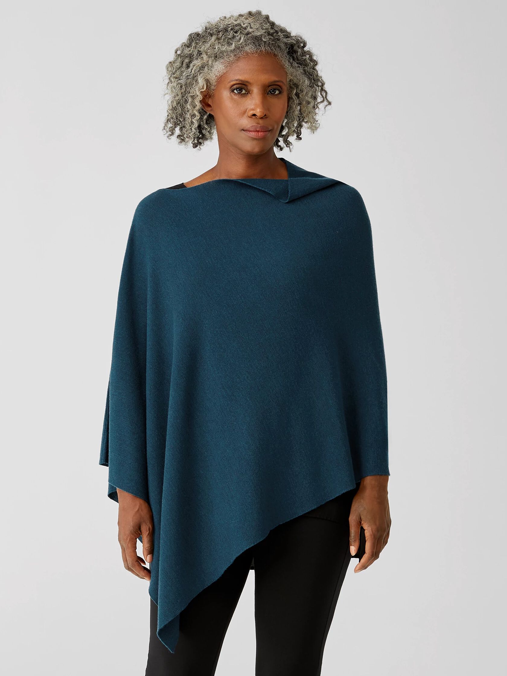 Merino Links Poncho in Regenerative Wool