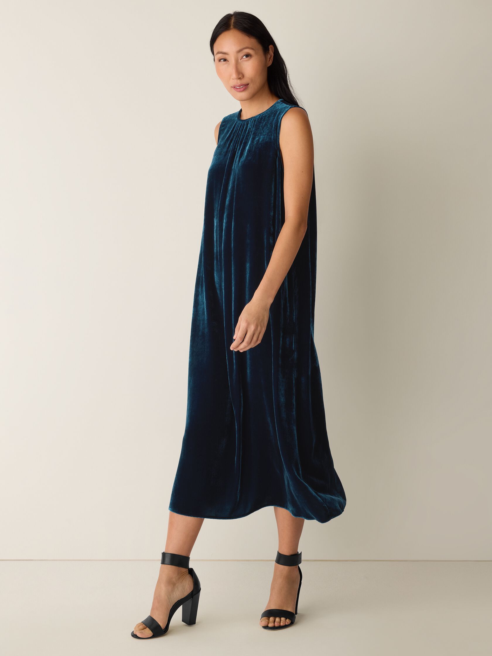 Velvet Round Neck Dress