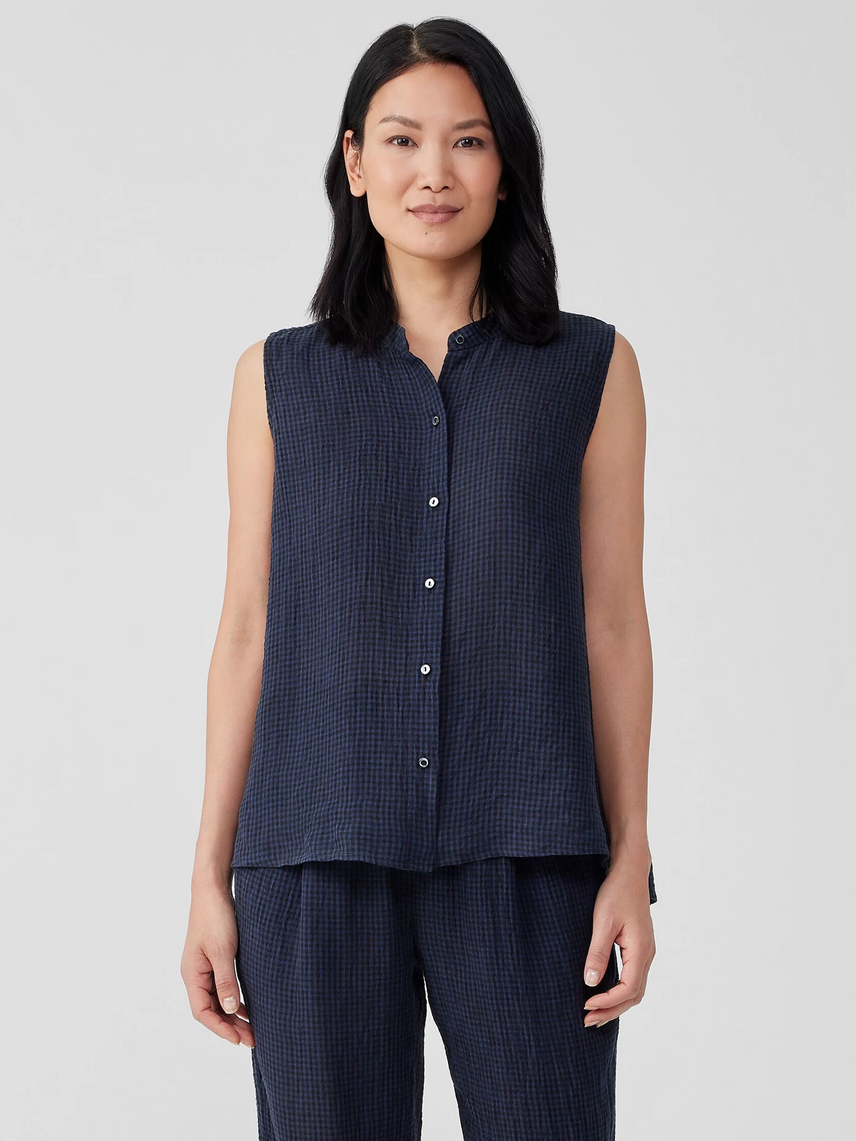 Puckered Organic Linen Sleeveless Shirt