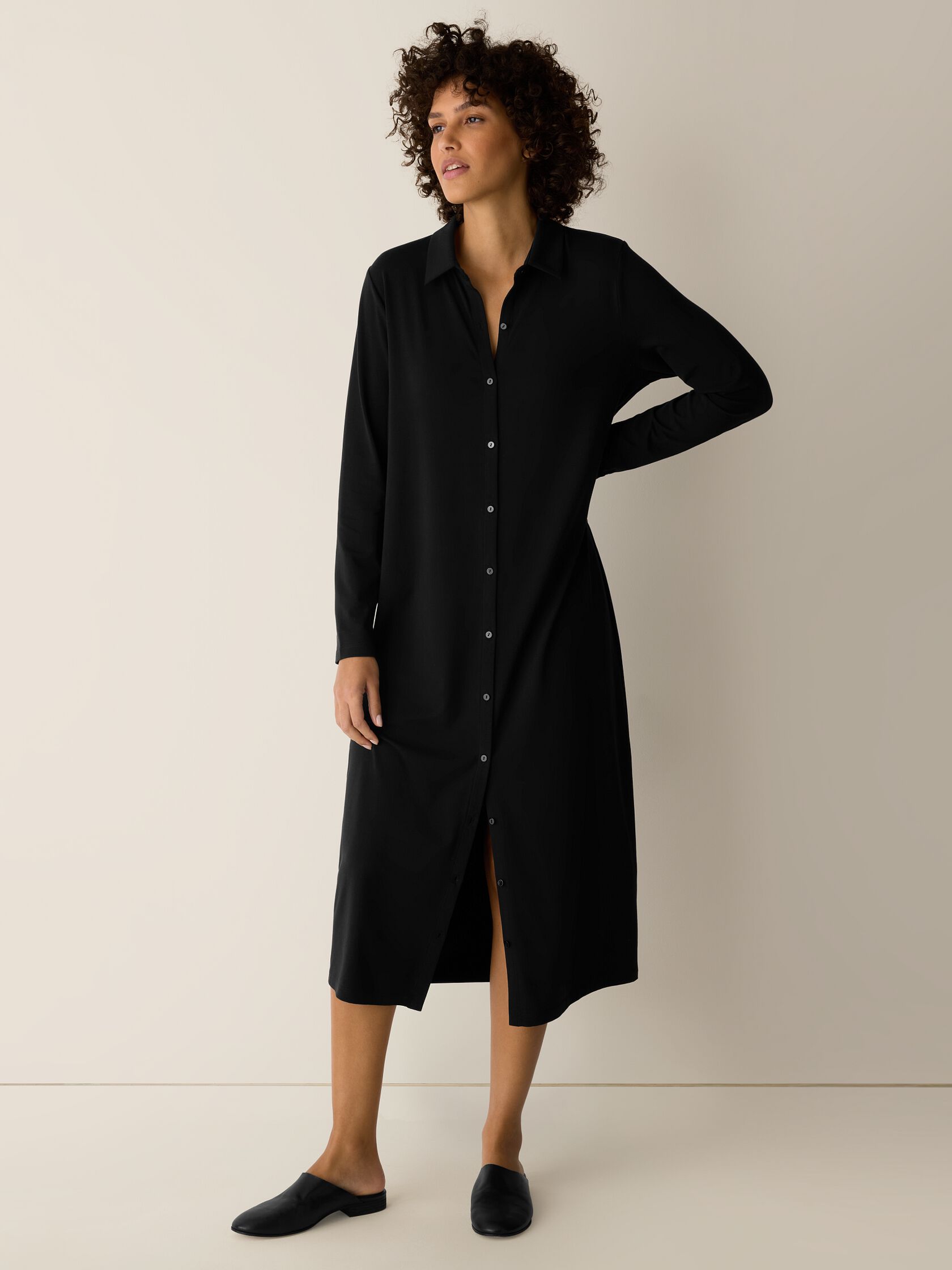 Stretch Jersey Knit Classic Collar Oval Dress