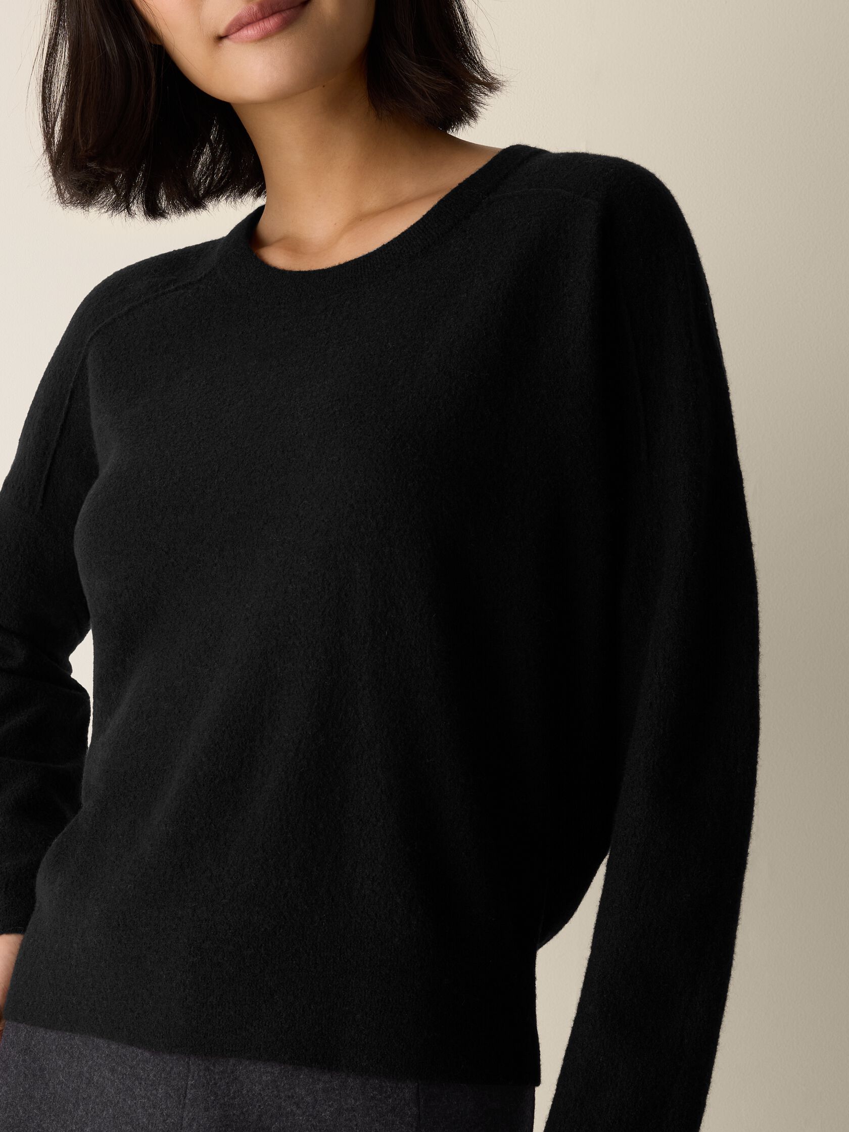 Fine Felted Wool Crew Neck Short Top in Regenerative Wool