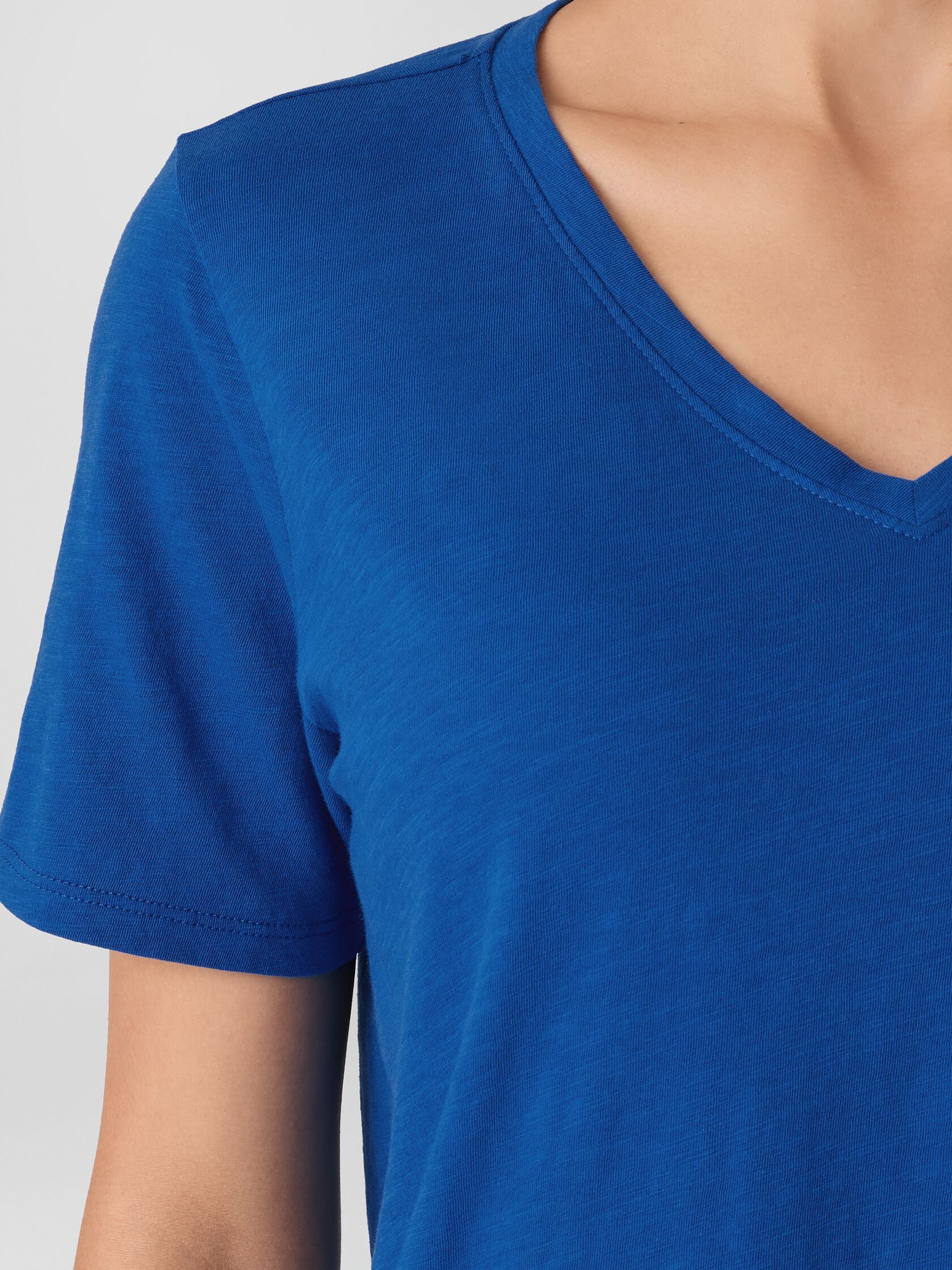 Organic Cotton Slubby Jersey V-Neck Tee