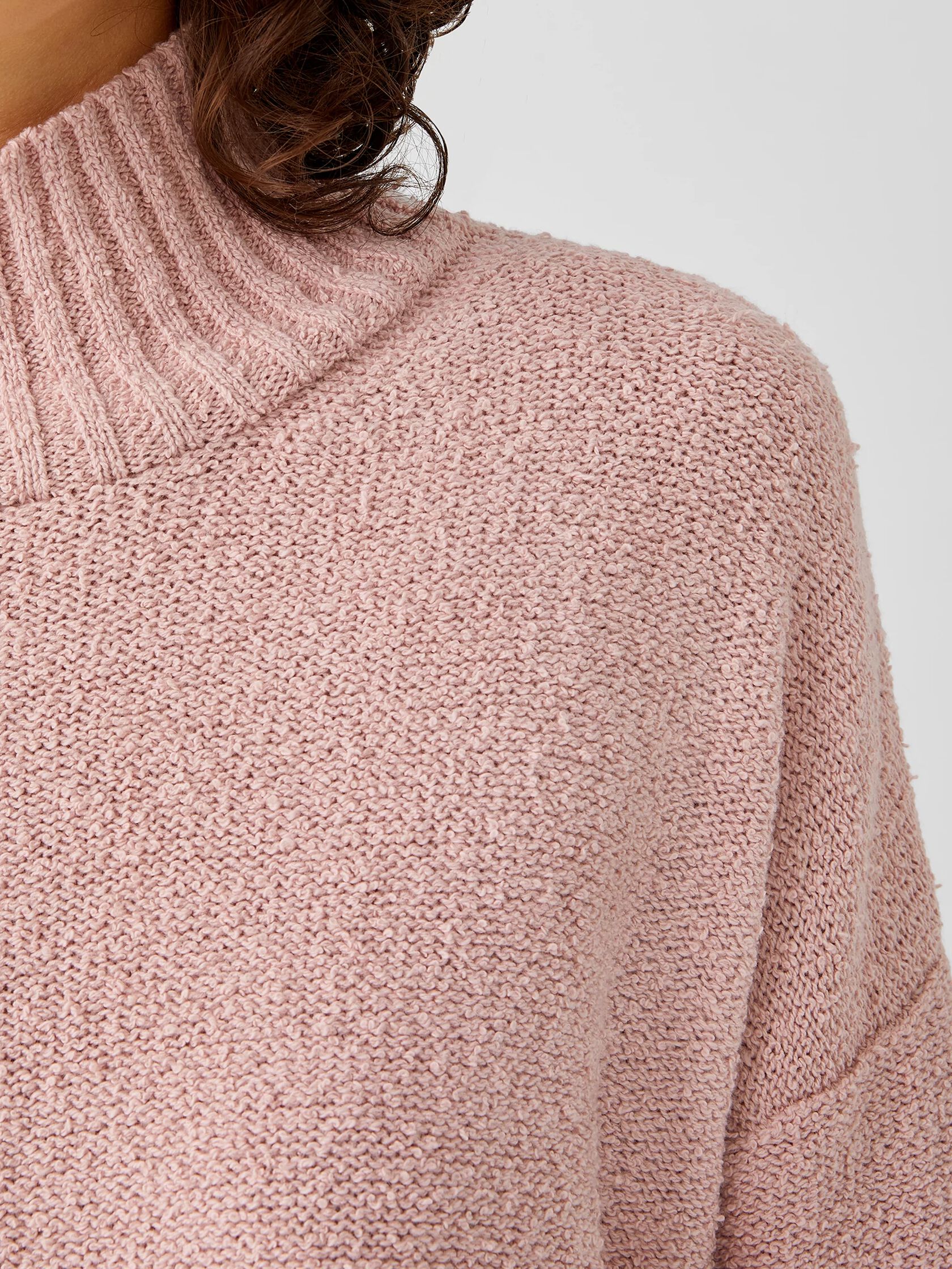 Peruvian Organic Cotton Boucle Turtleneck Box-Top