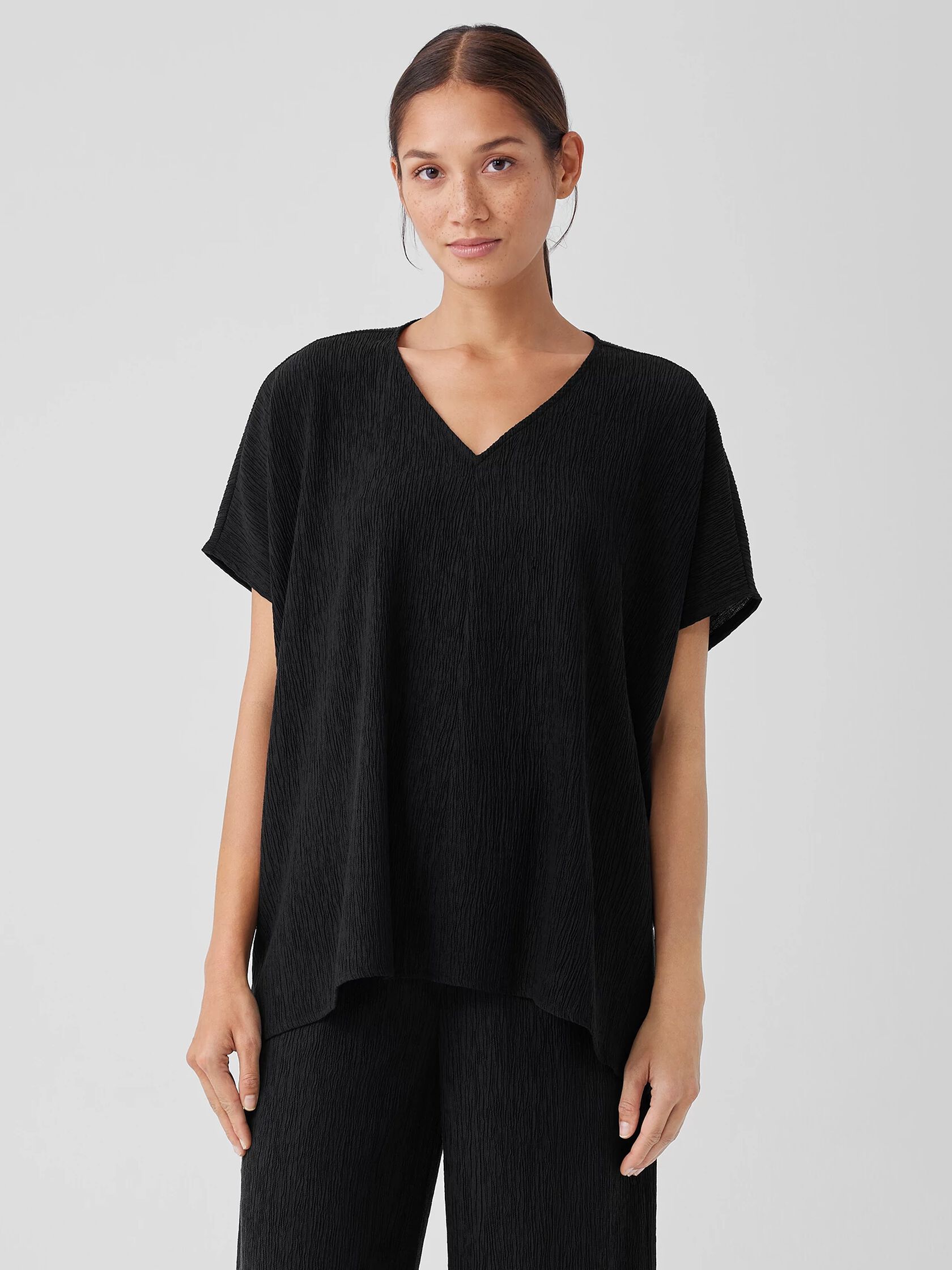 Woven Plissé V-Neck Top