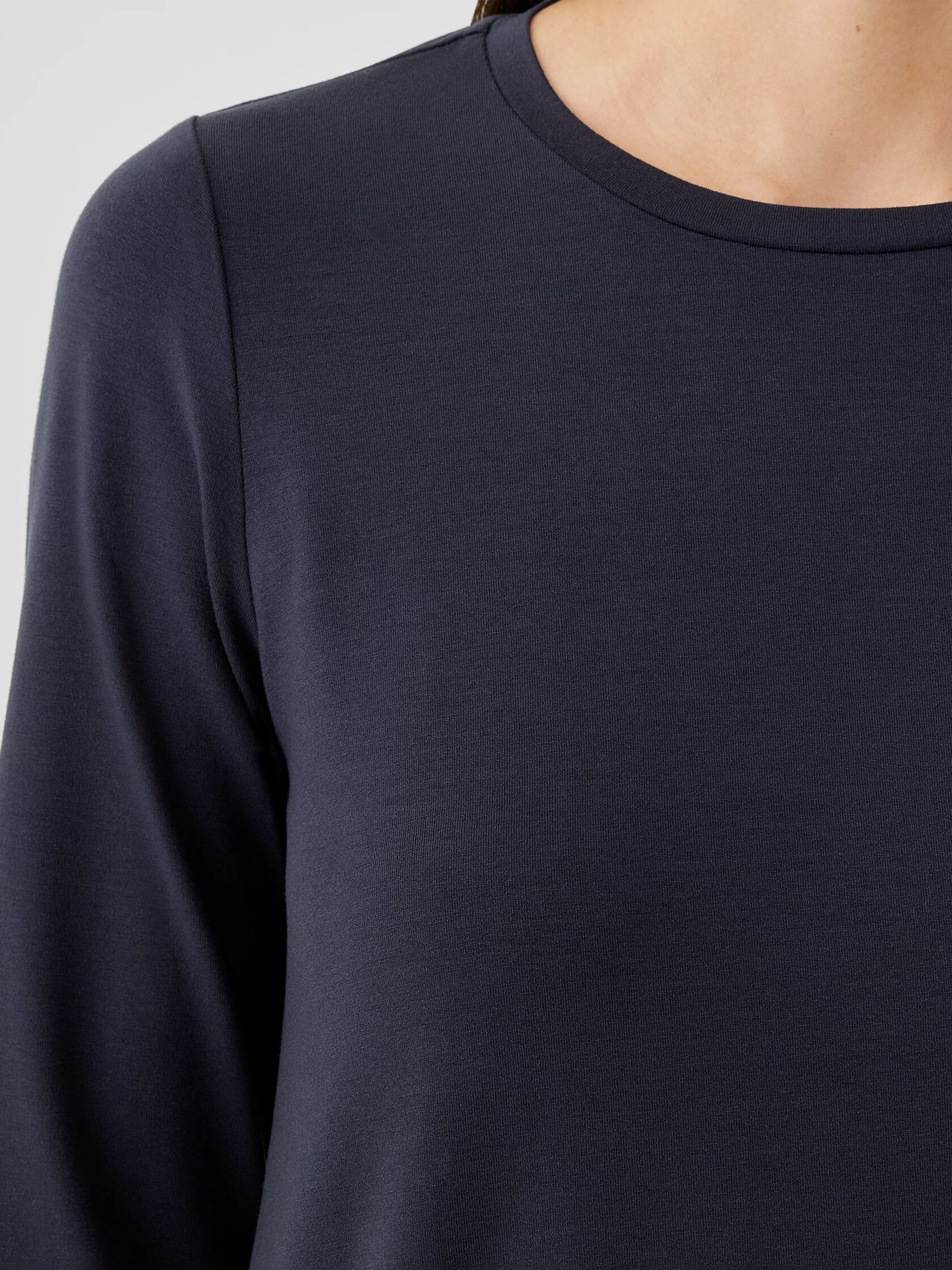 Stretch Jersey Knit Crew Neck Long Top